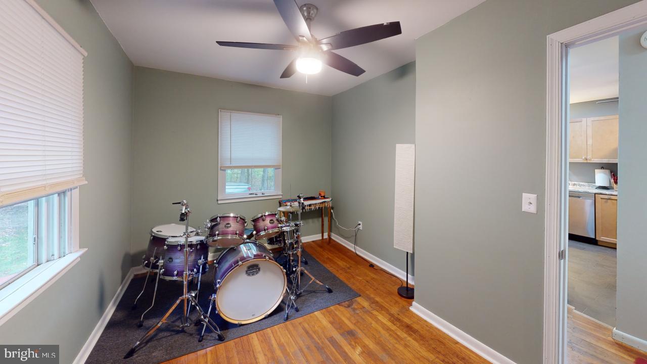 HERSHEY HOLLOW RD - Residential