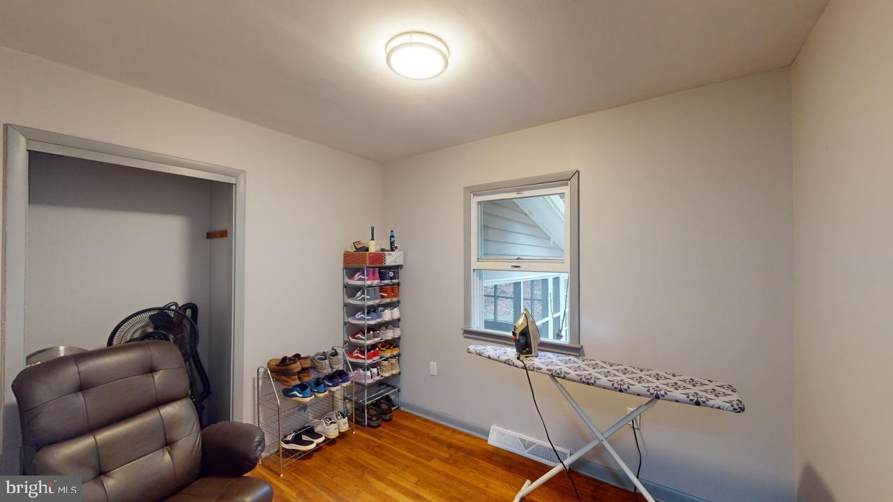 HERSHEY HOLLOW RD - Residential