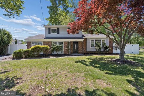 Homes For Sale - 210 Lawnton Avenue Ave<br/> WEST DEPTFORD, NJ 08096