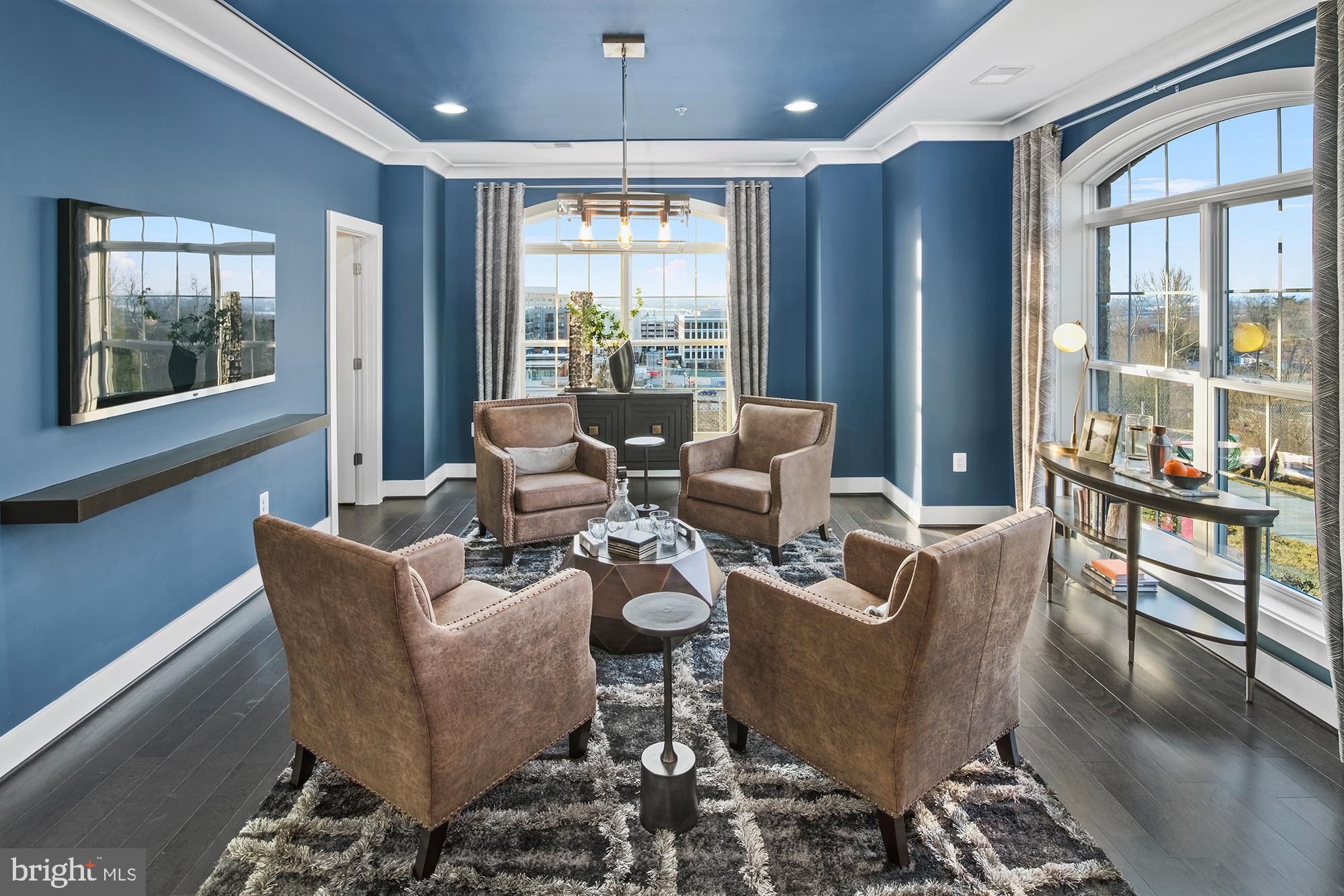 POTOMAC OVERLOOK - Residential