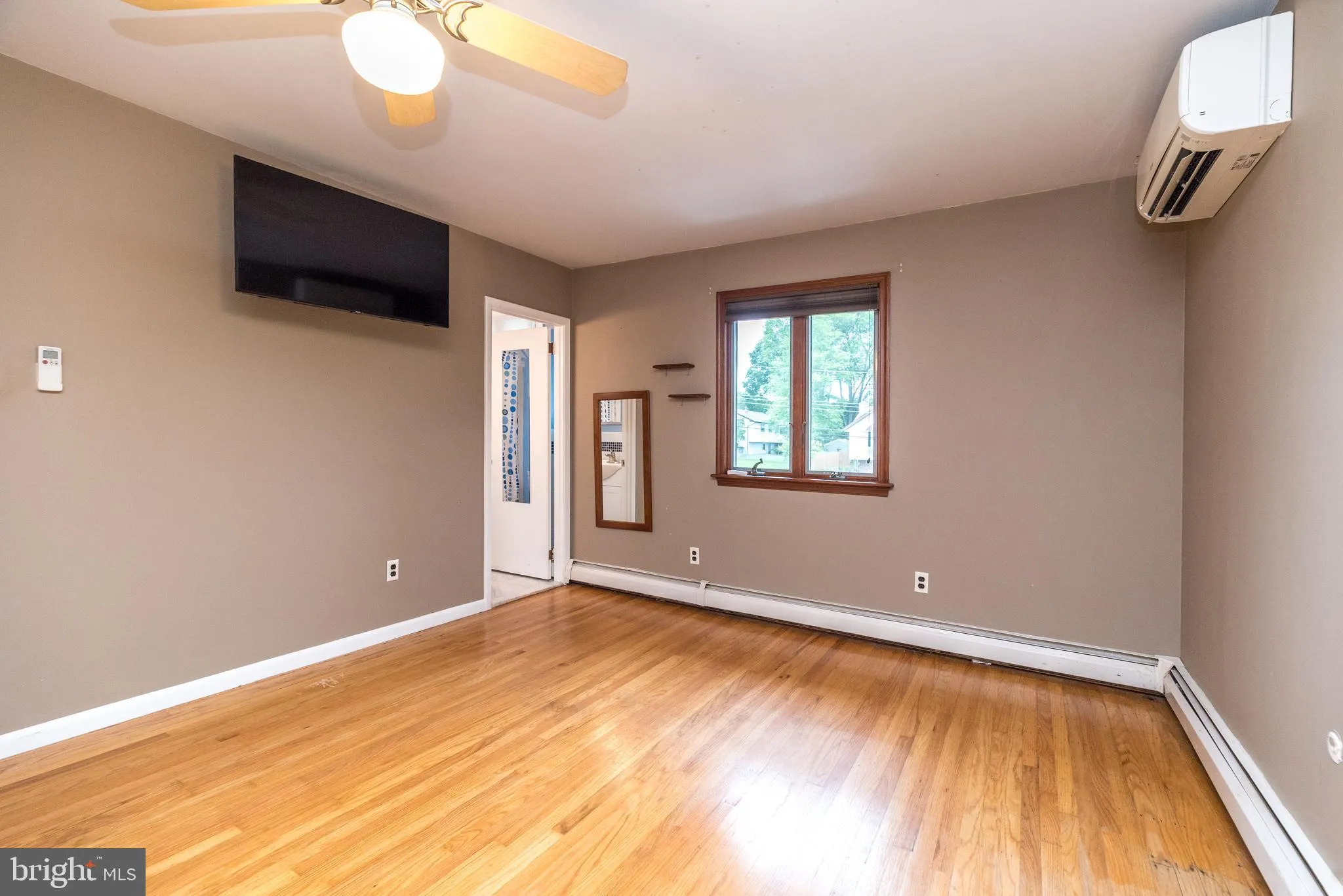 Warrington, Pennsylvania 18976, United States, 4 Bedrooms Bedrooms, ,3 BathroomsBathrooms,Residential,Coming Soon,162548