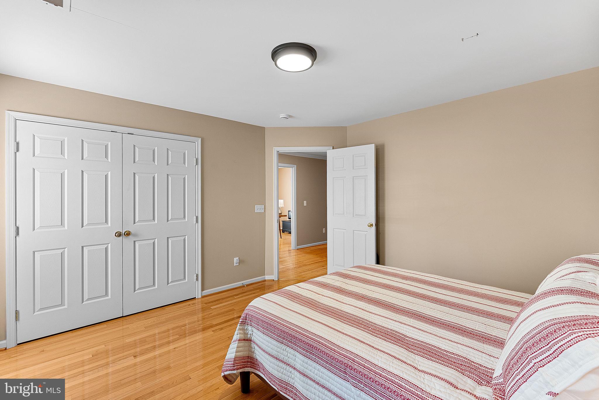 LORTON TOWN CENTER - Residential