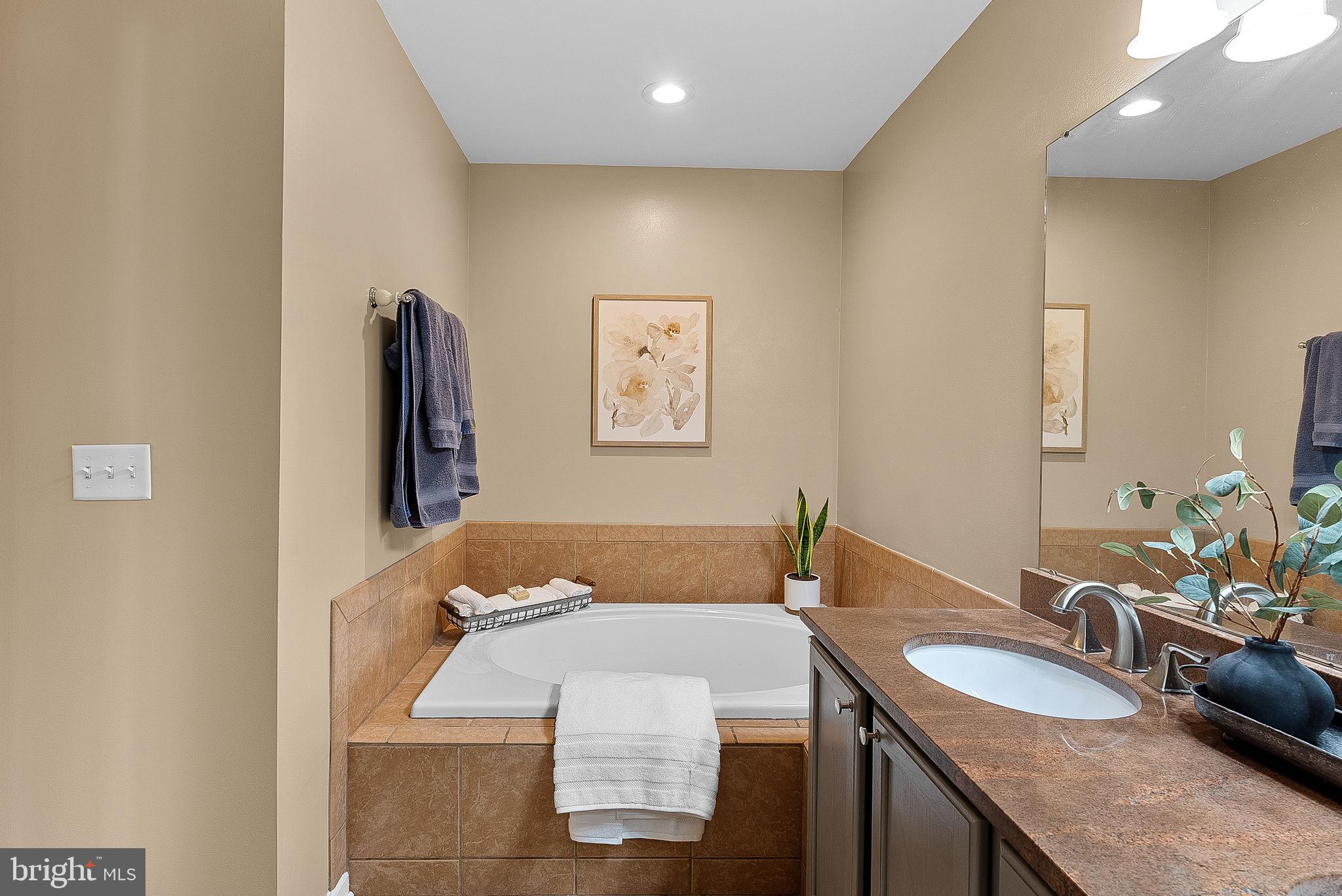 LORTON TOWN CENTER - Residential