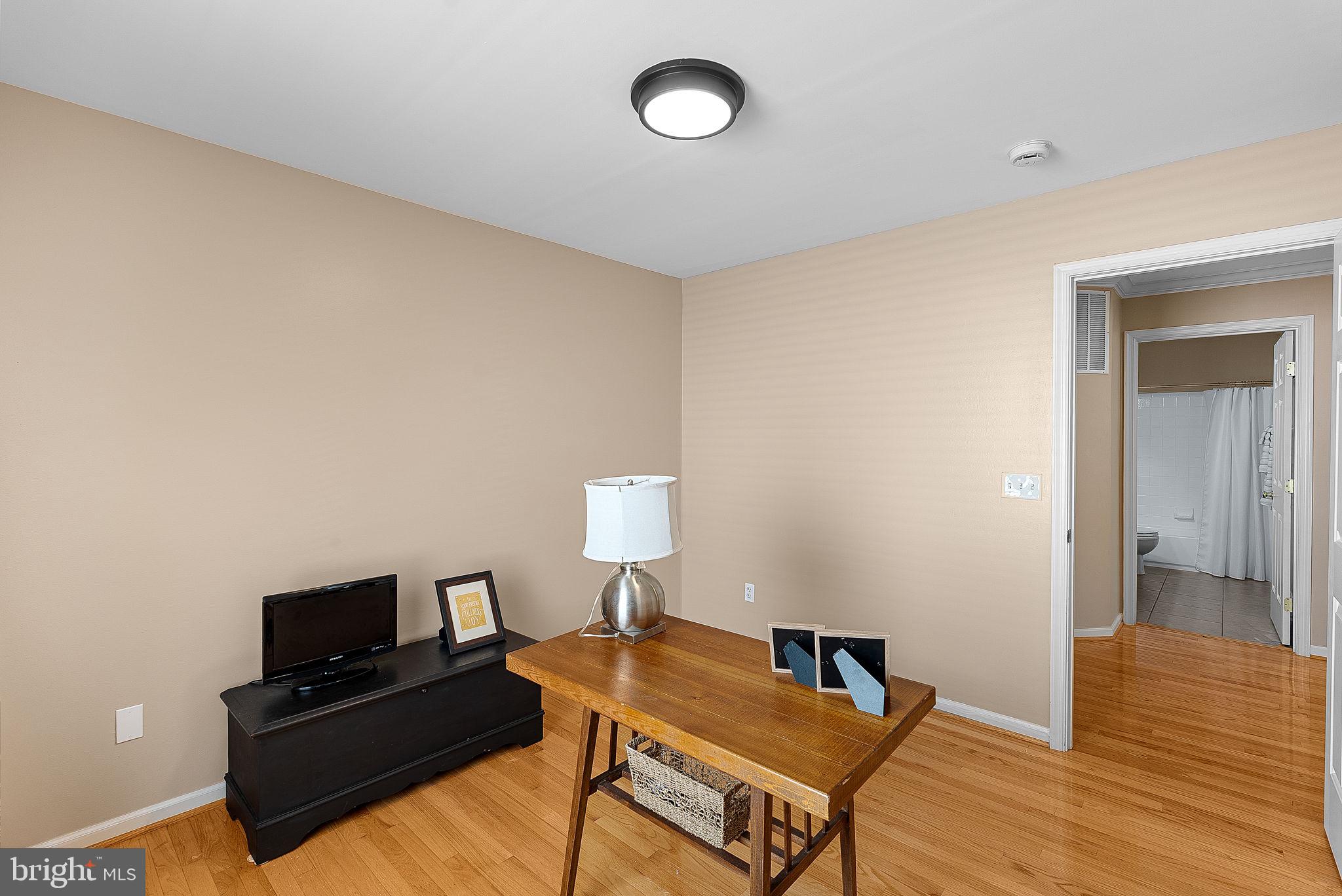 LORTON TOWN CENTER - Residential