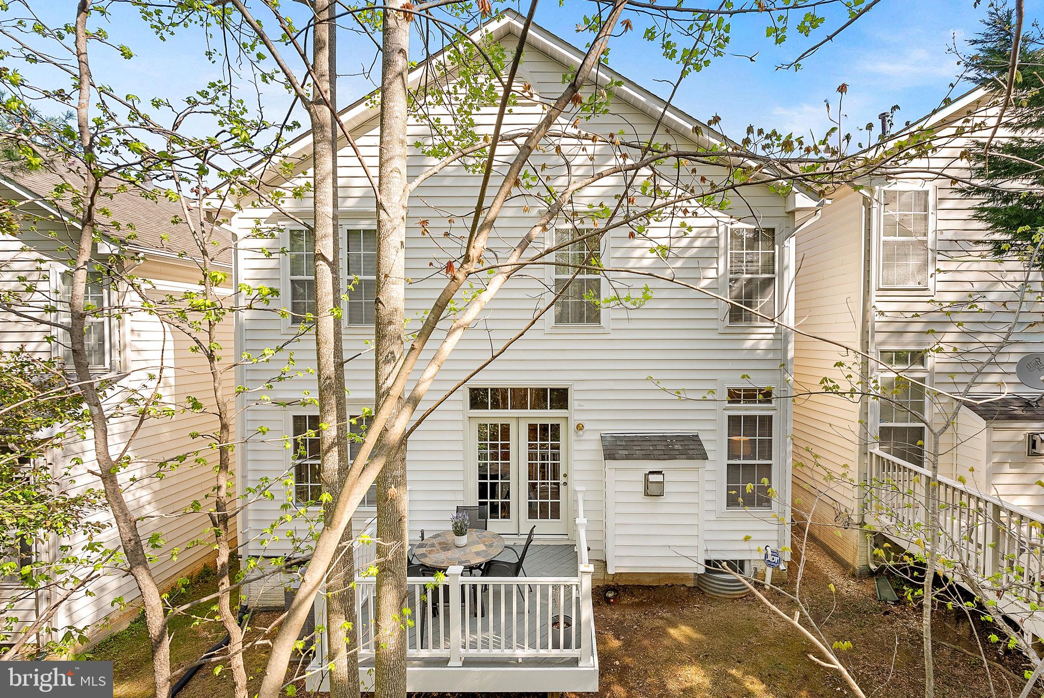 LORTON TOWN CENTER - Residential