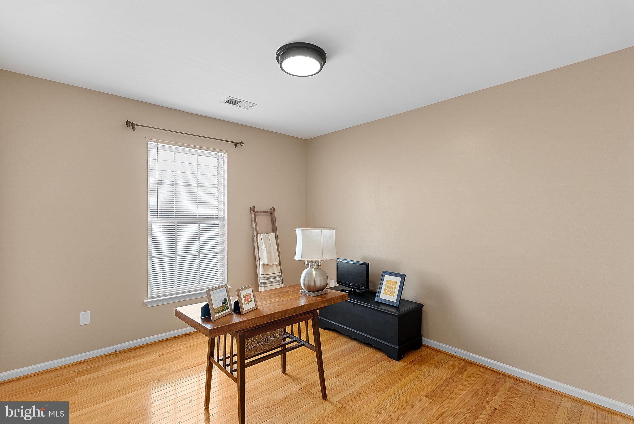 LORTON TOWN CENTER - Residential