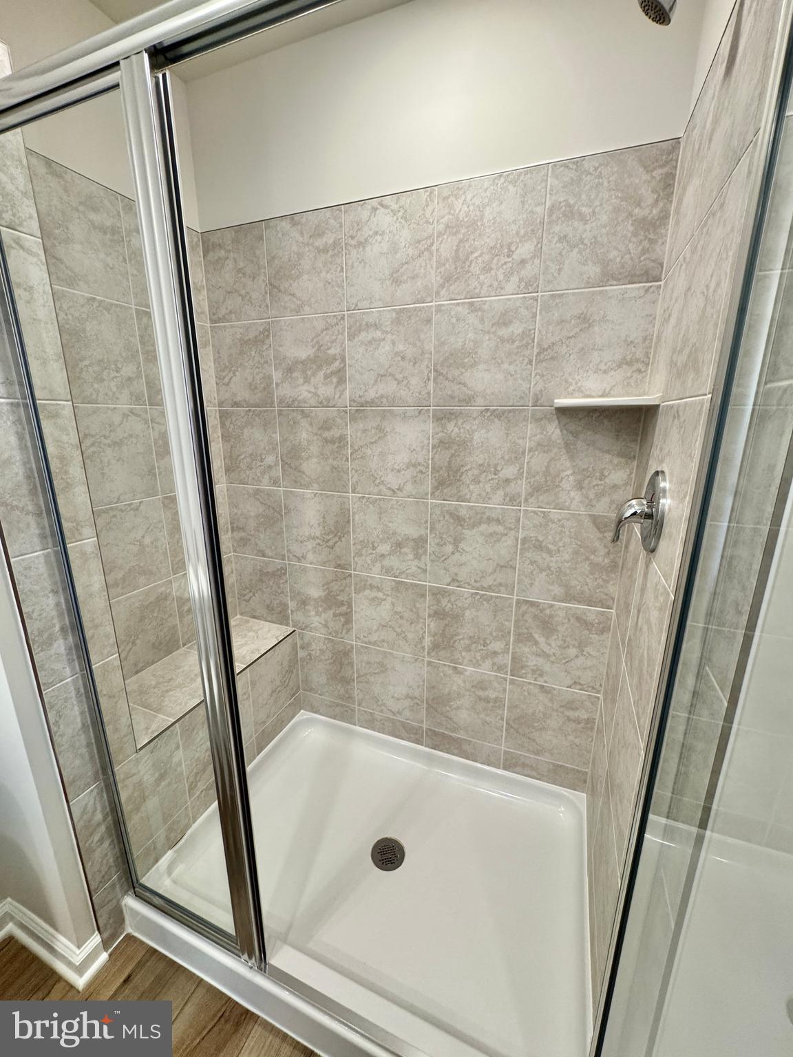 RED CLOVER MEADOWS - Residential Lease