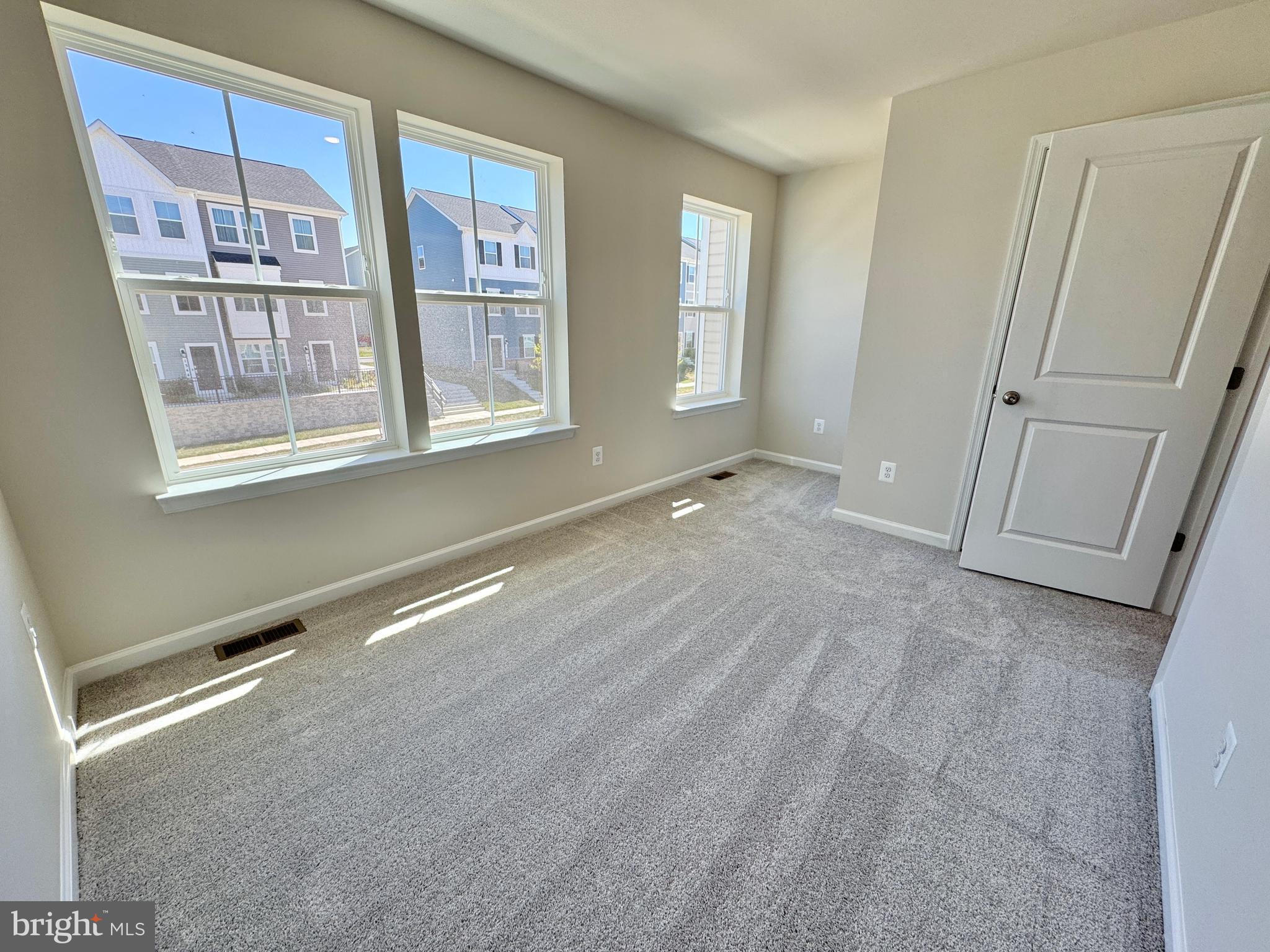 RED CLOVER MEADOWS - Residential Lease