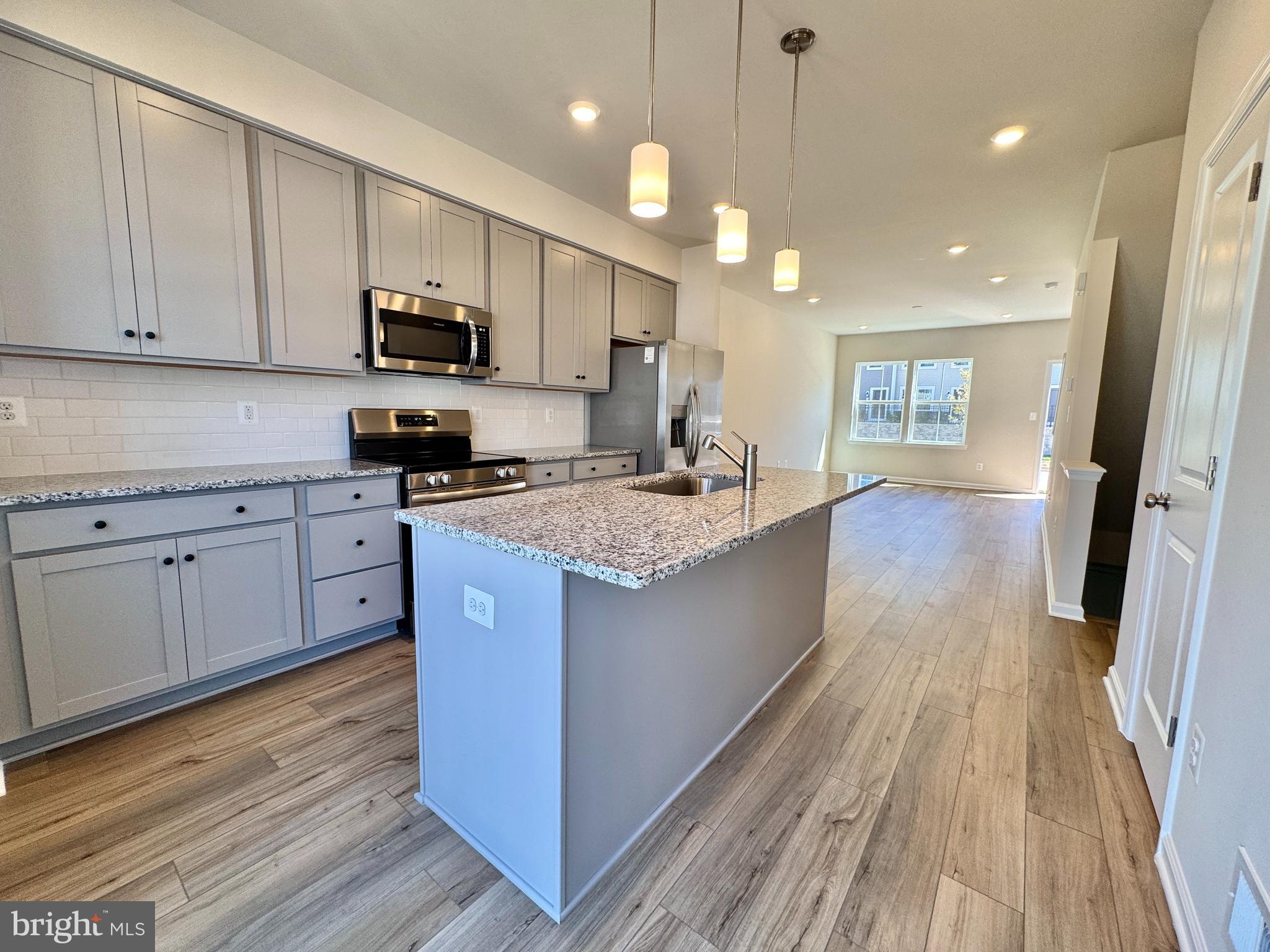 RED CLOVER MEADOWS - Residential Lease