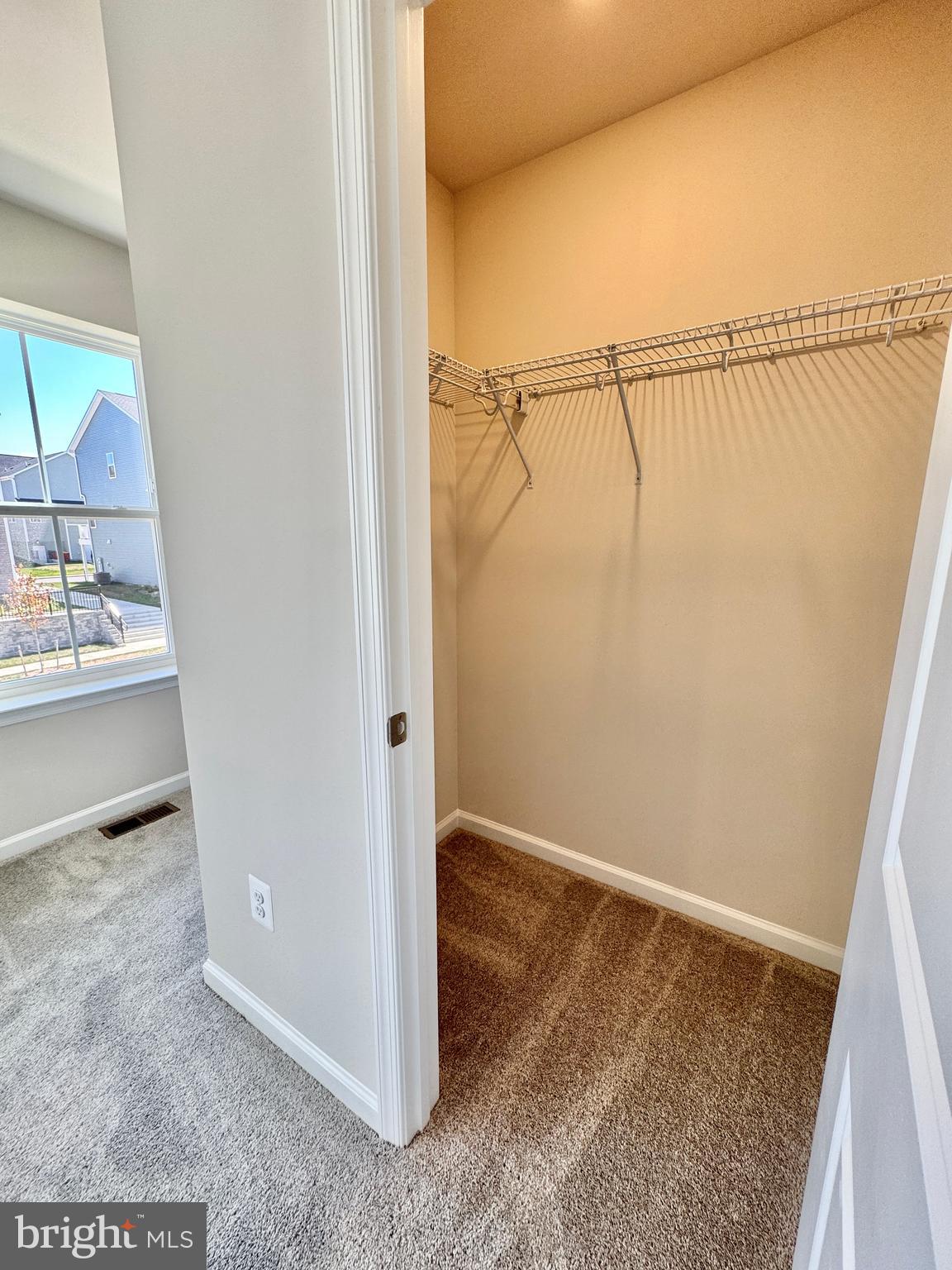 RED CLOVER MEADOWS - Residential Lease