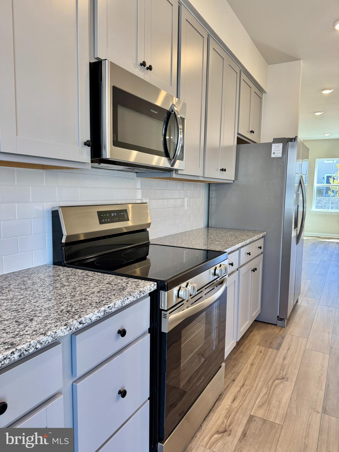 RED CLOVER MEADOWS - Residential Lease