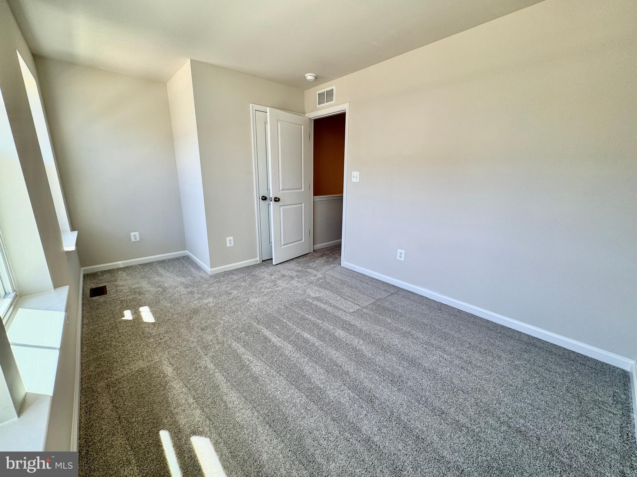 RED CLOVER MEADOWS - Residential Lease