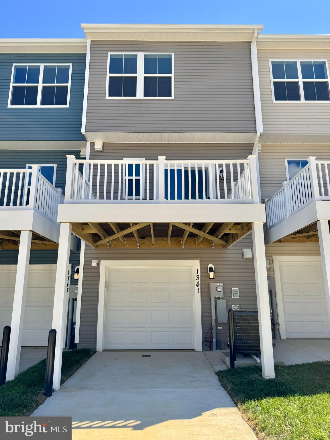 RED CLOVER MEADOWS - Residential Lease