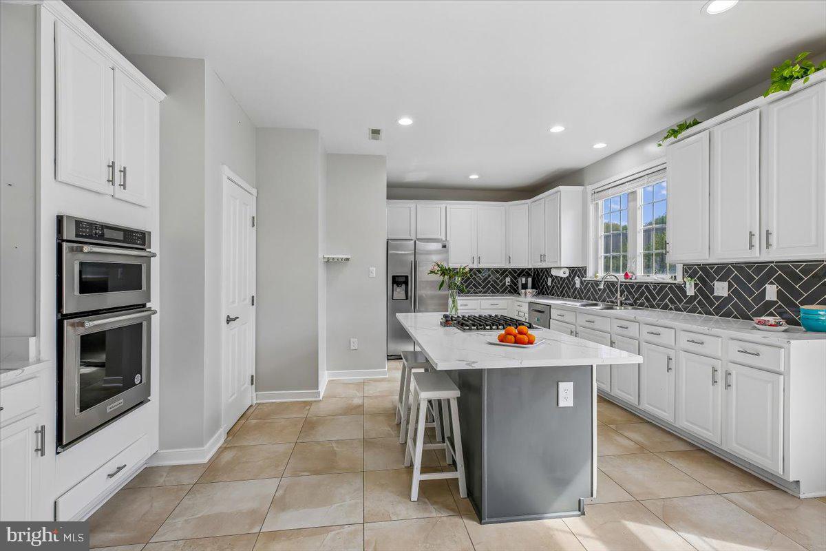 STONEBRIDGE - Residential