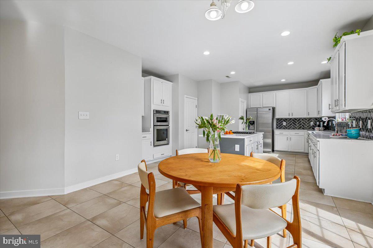 STONEBRIDGE - Residential