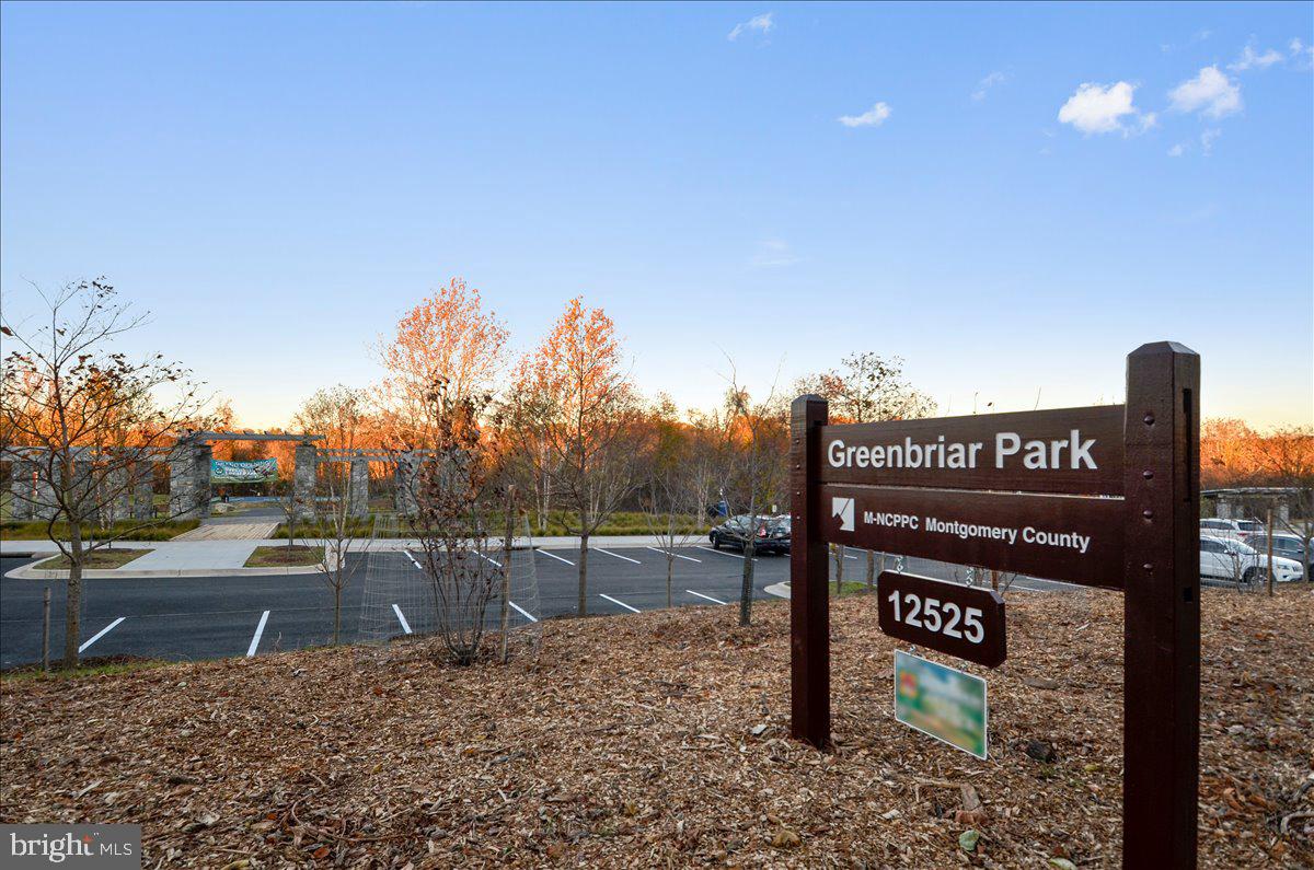 STONEBRIDGE - Residential