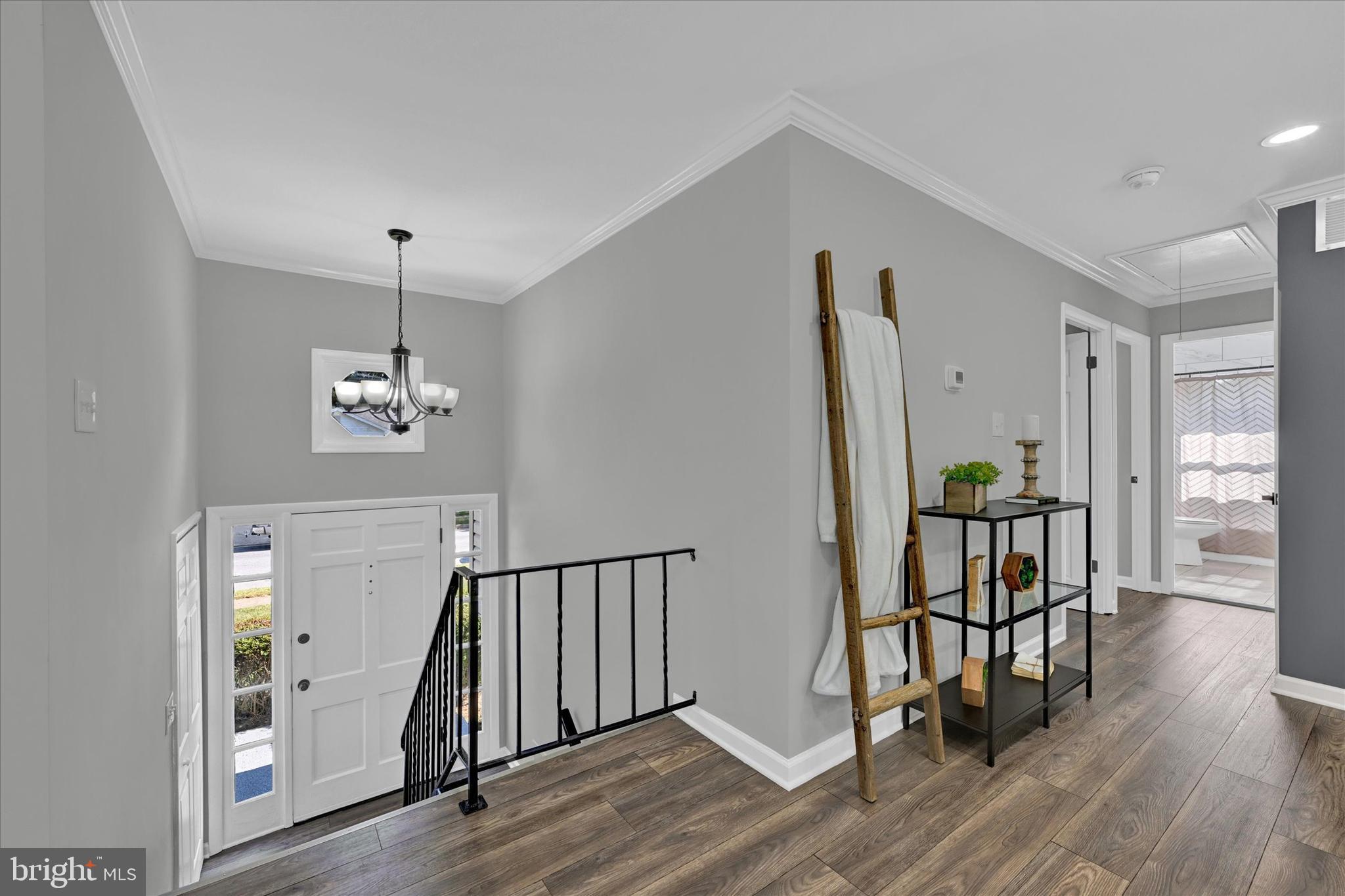 SUBURBIA - Residential