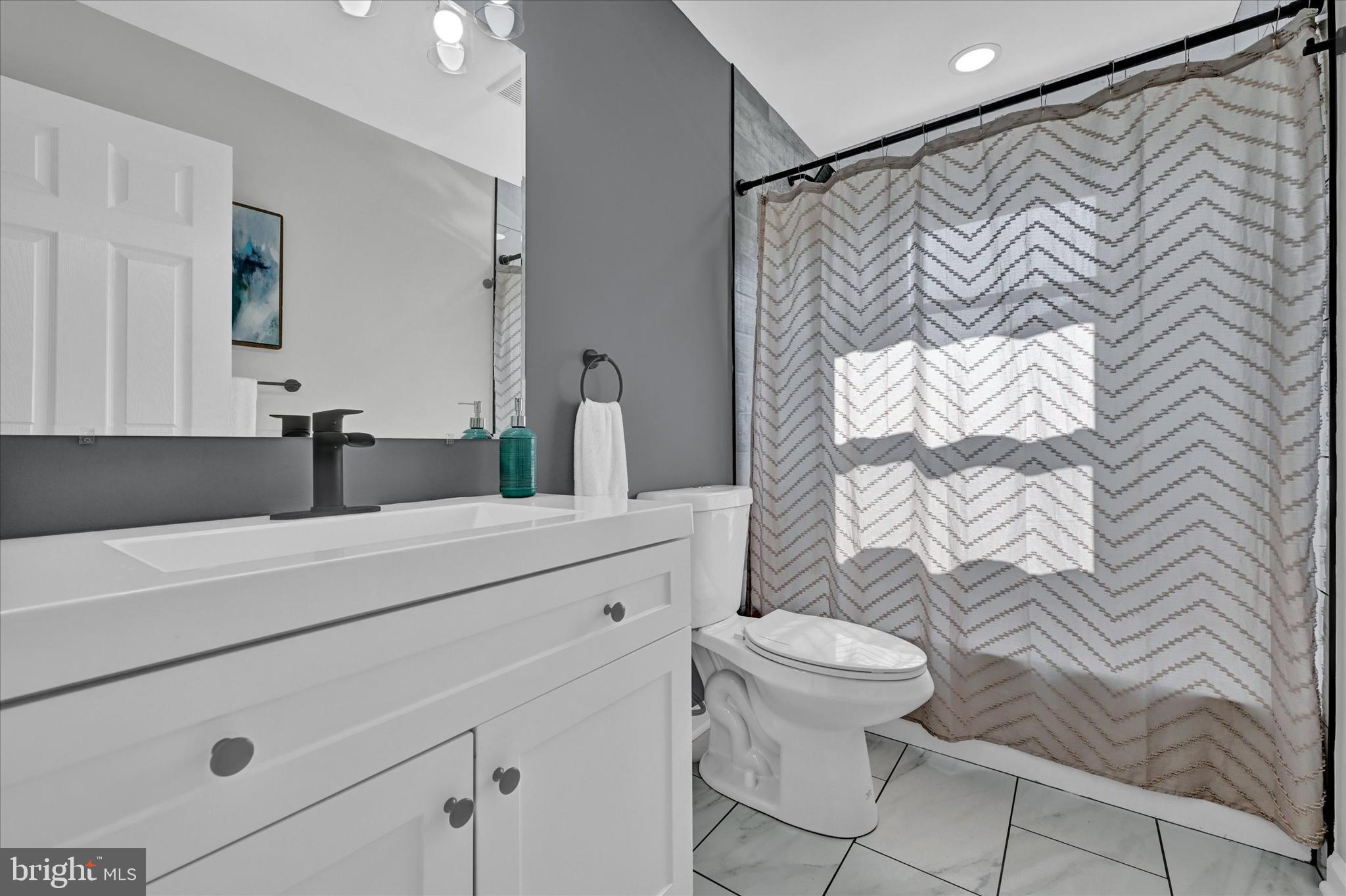 SUBURBIA - Residential