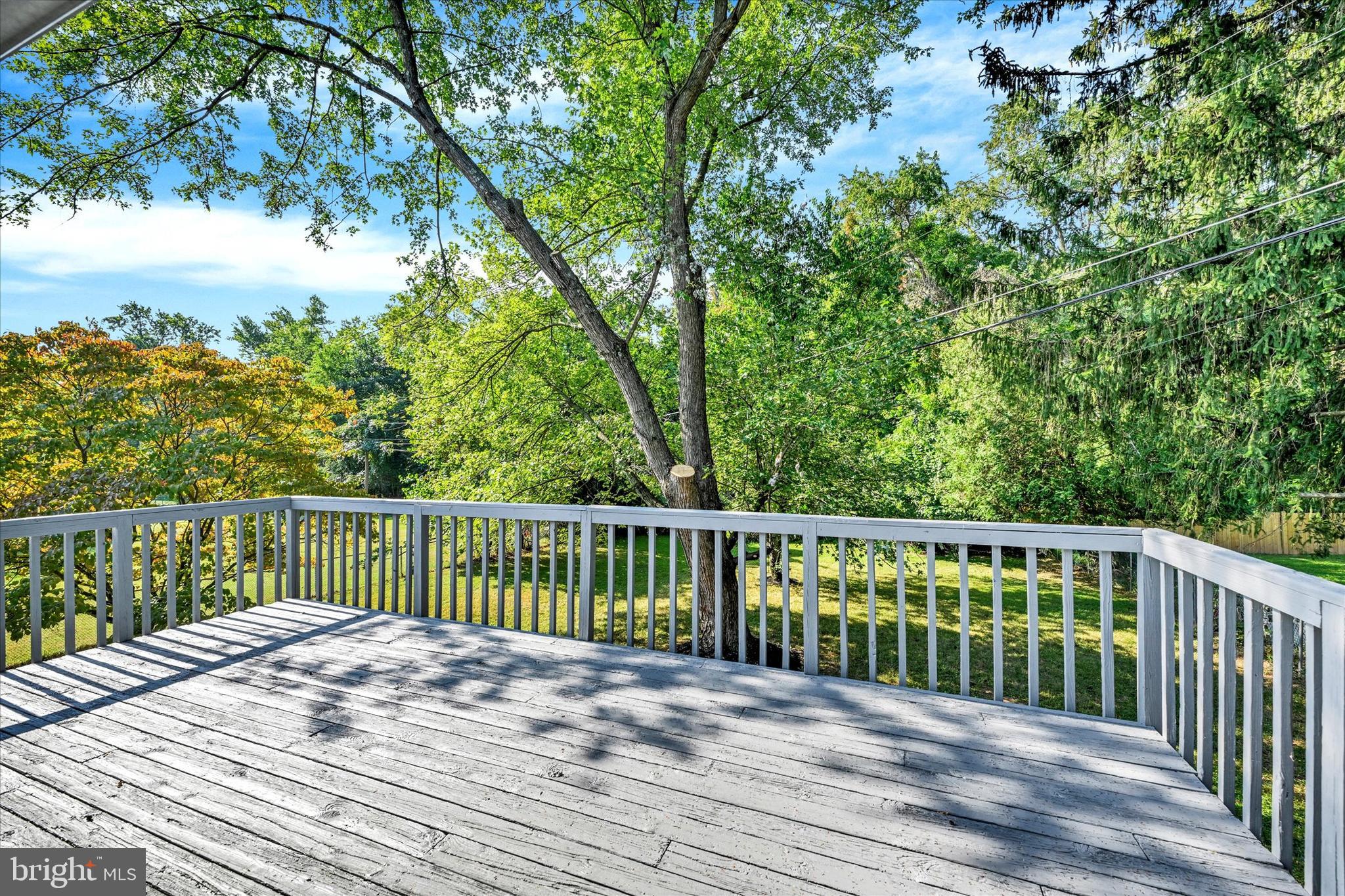 SUBURBIA - Residential