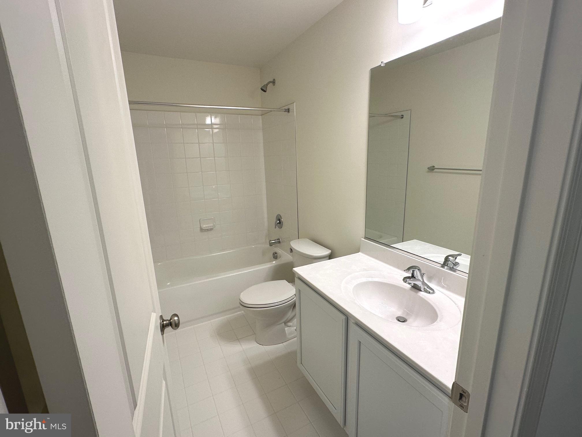 SOUTH HILLS - Residential