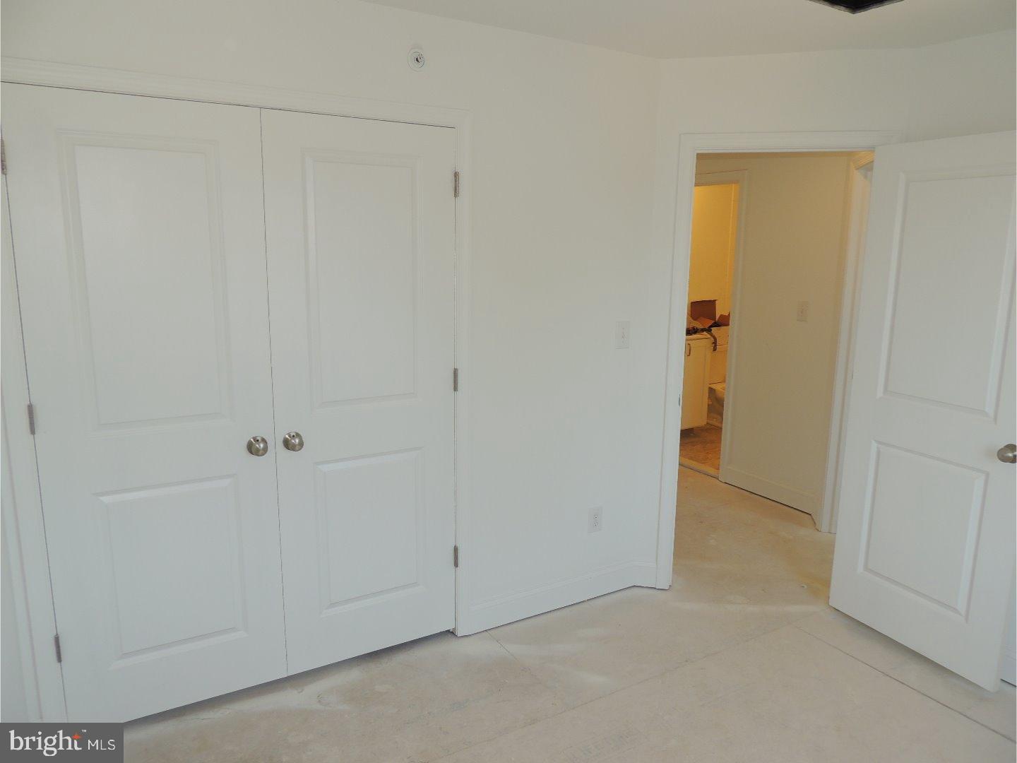 BERWYN VILLAGE COURT - Residential