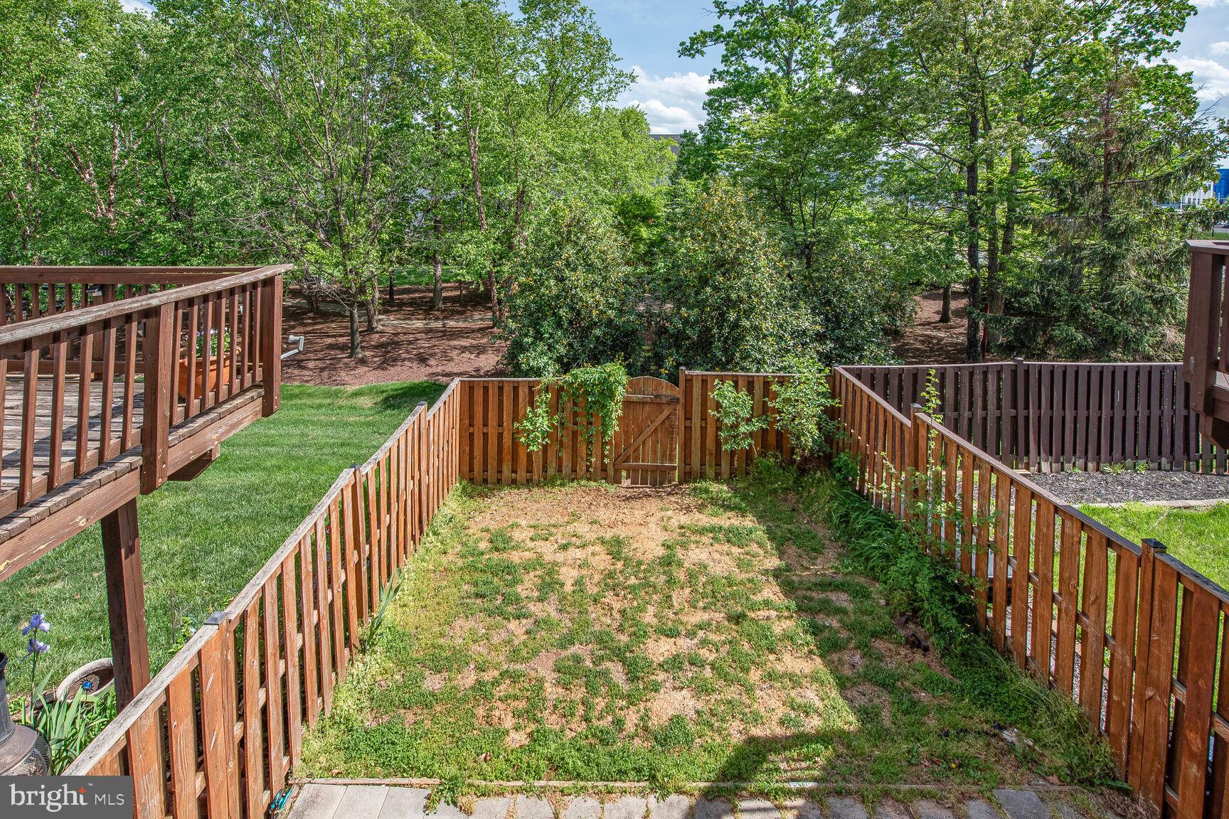 TRAILSIDE - Residential