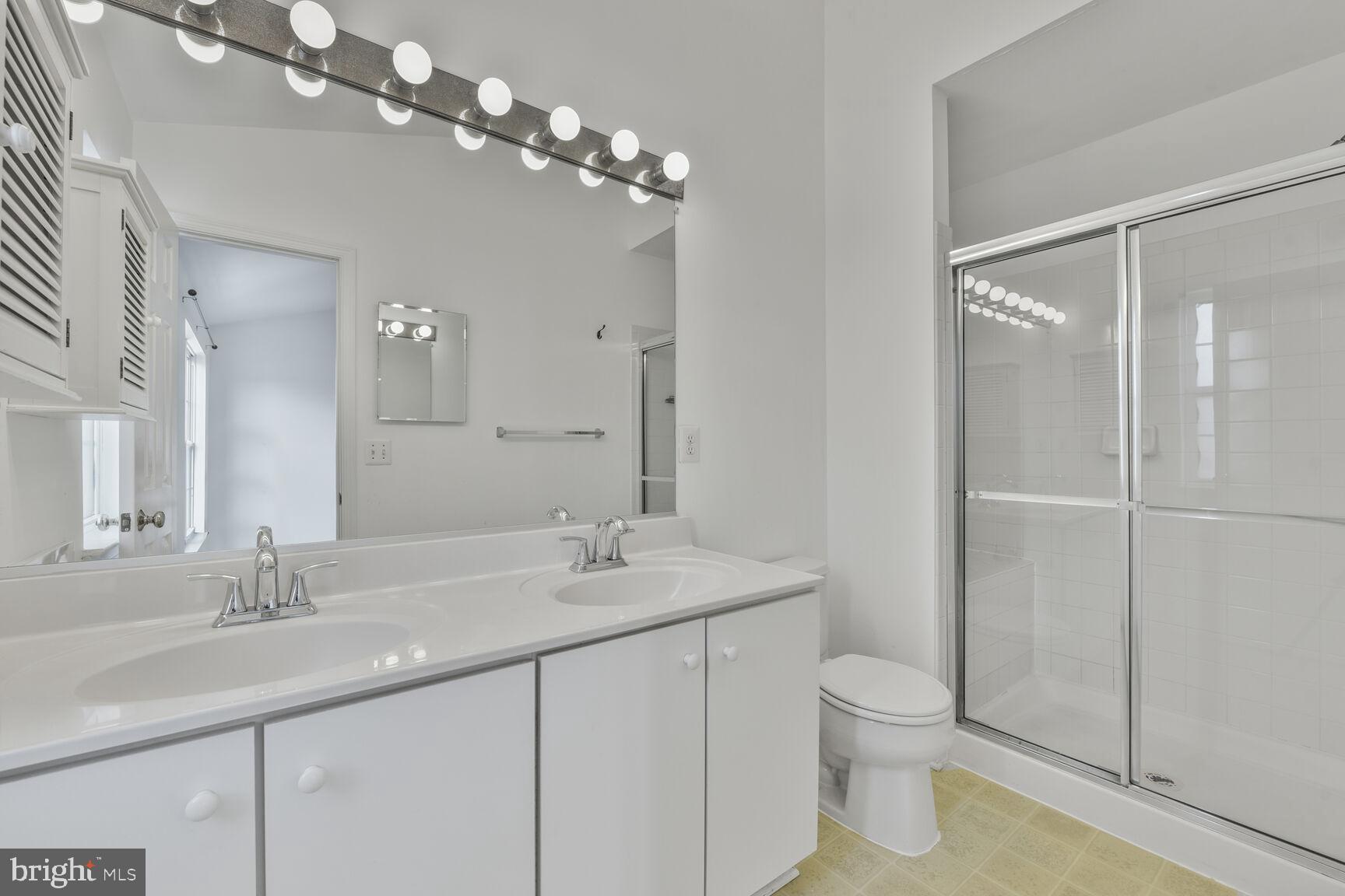 TRAILSIDE - Residential