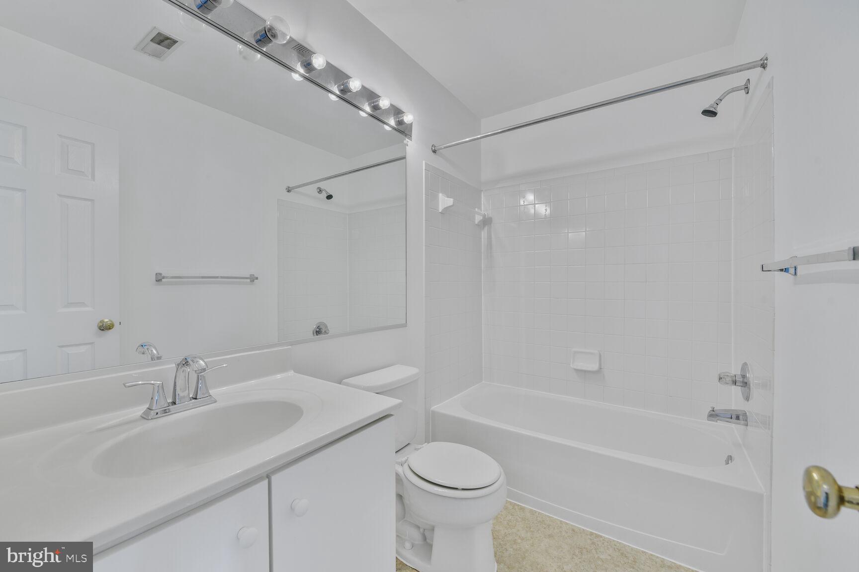 TRAILSIDE - Residential