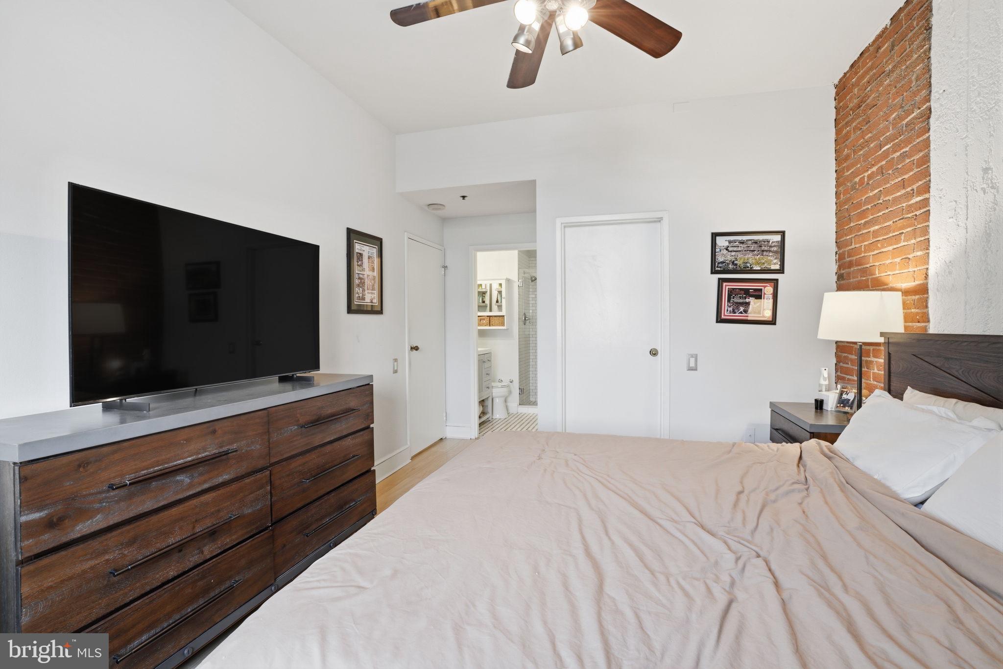 OLD CITY - Residential