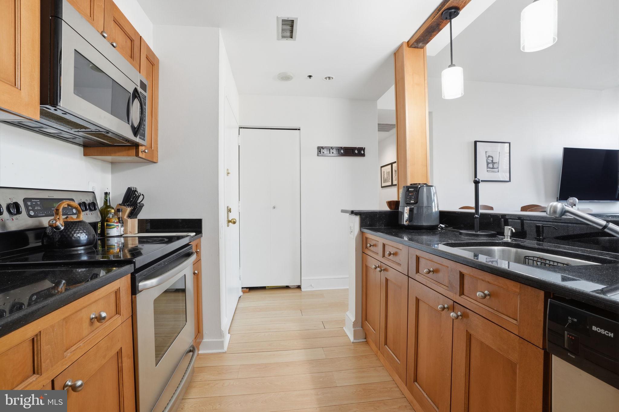 OLD CITY - Residential