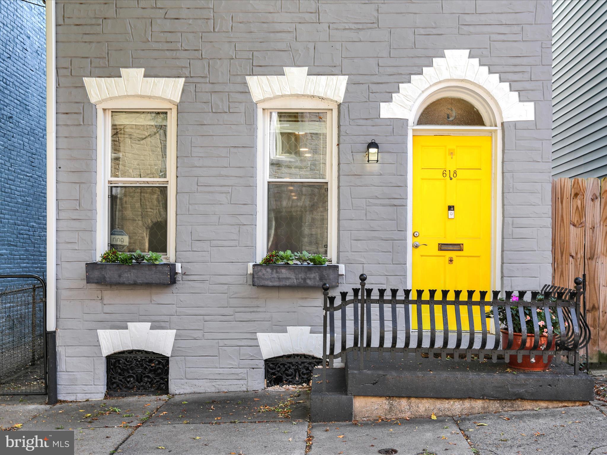 618 HIGH STREET
