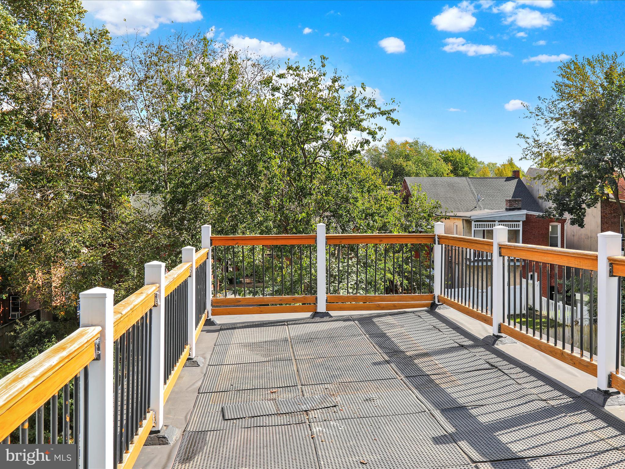 CABBAGE HILL - Residential