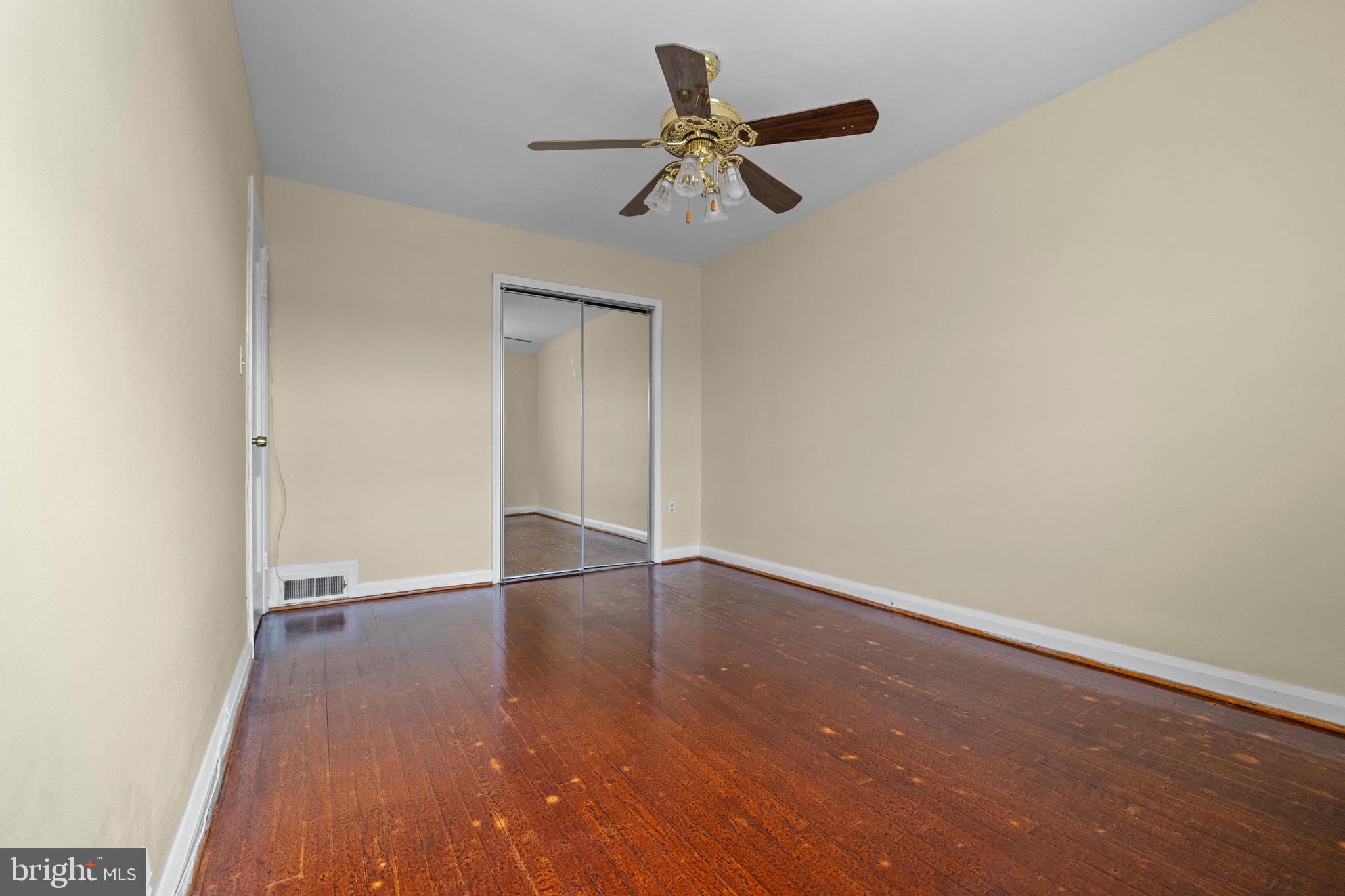 IDLEWOOD - Residential Lease