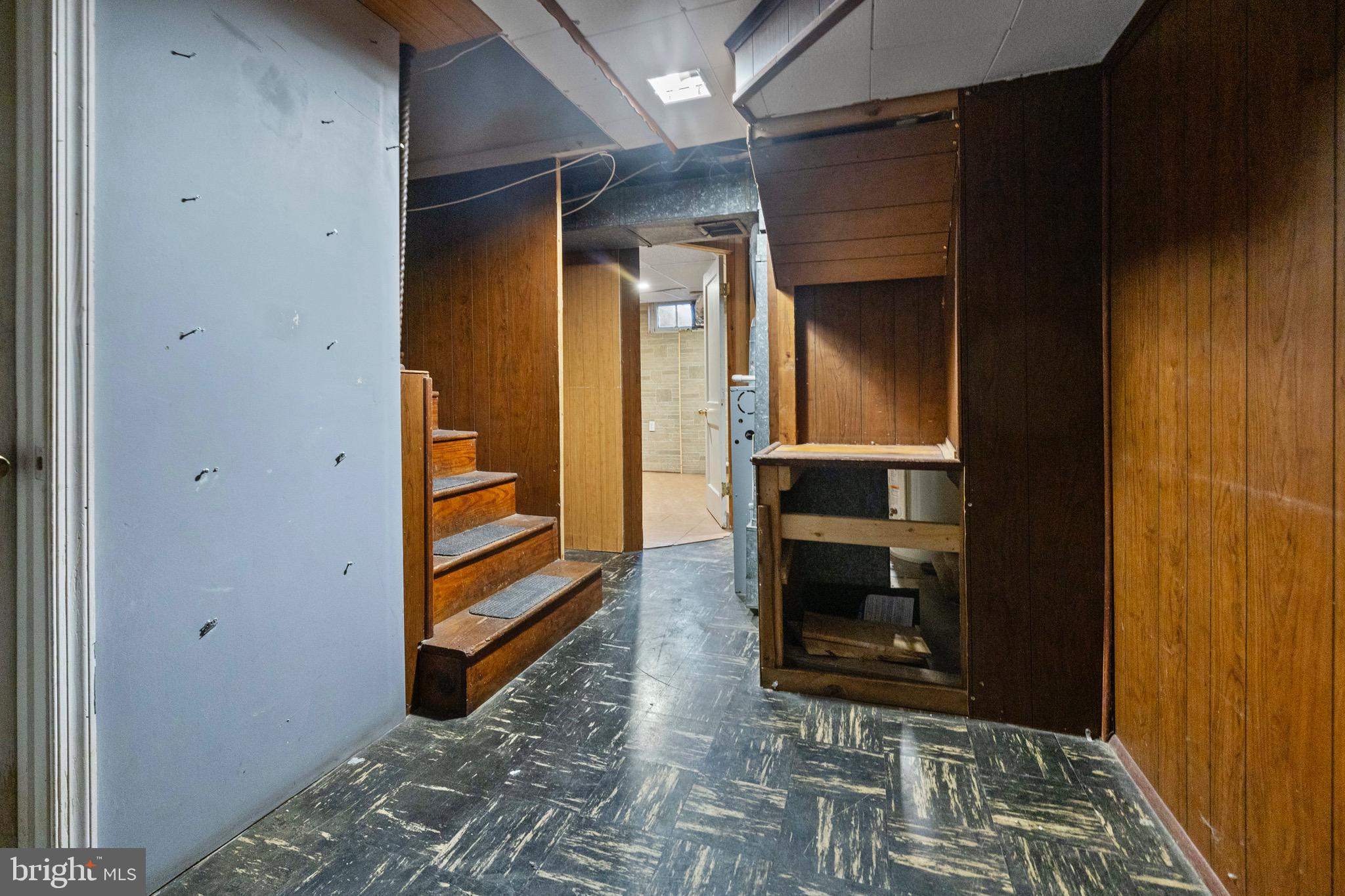 IDLEWOOD - Residential Lease