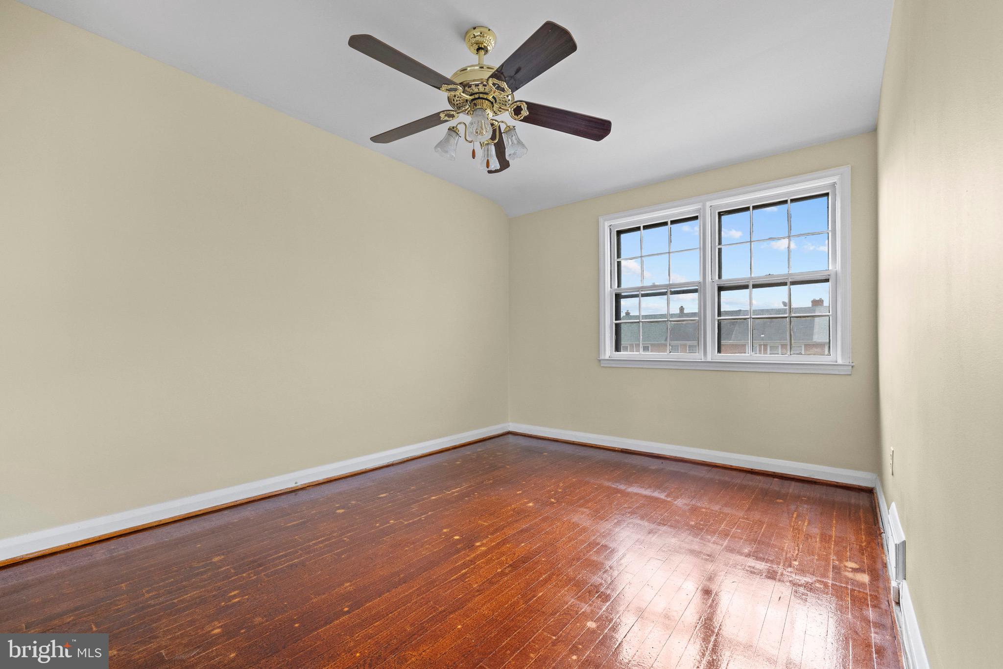 IDLEWOOD - Residential Lease