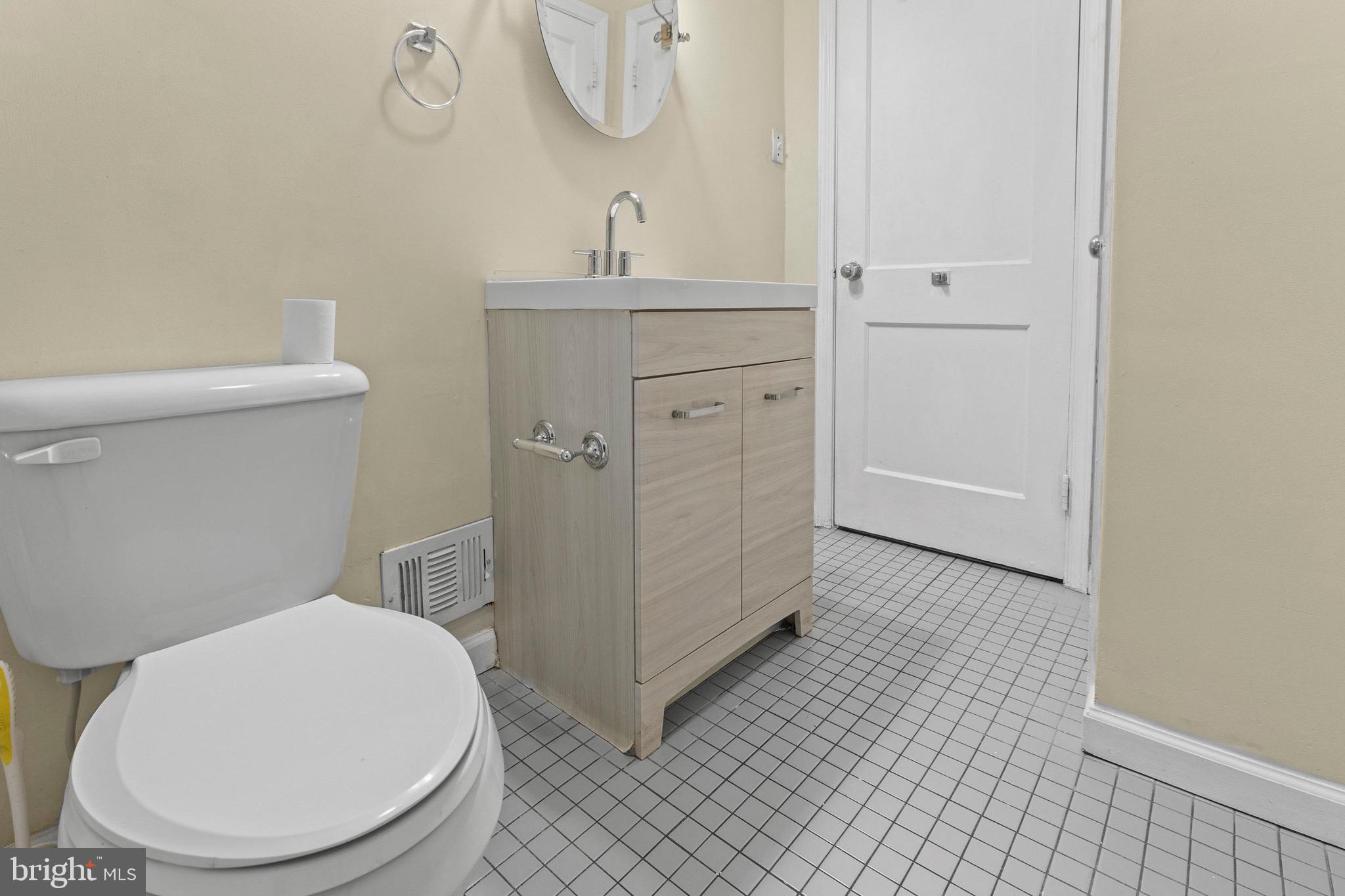 IDLEWOOD - Residential Lease