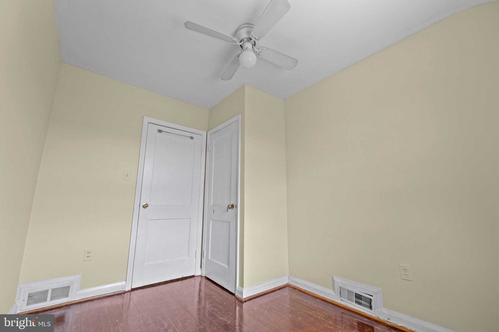 IDLEWOOD - Residential Lease