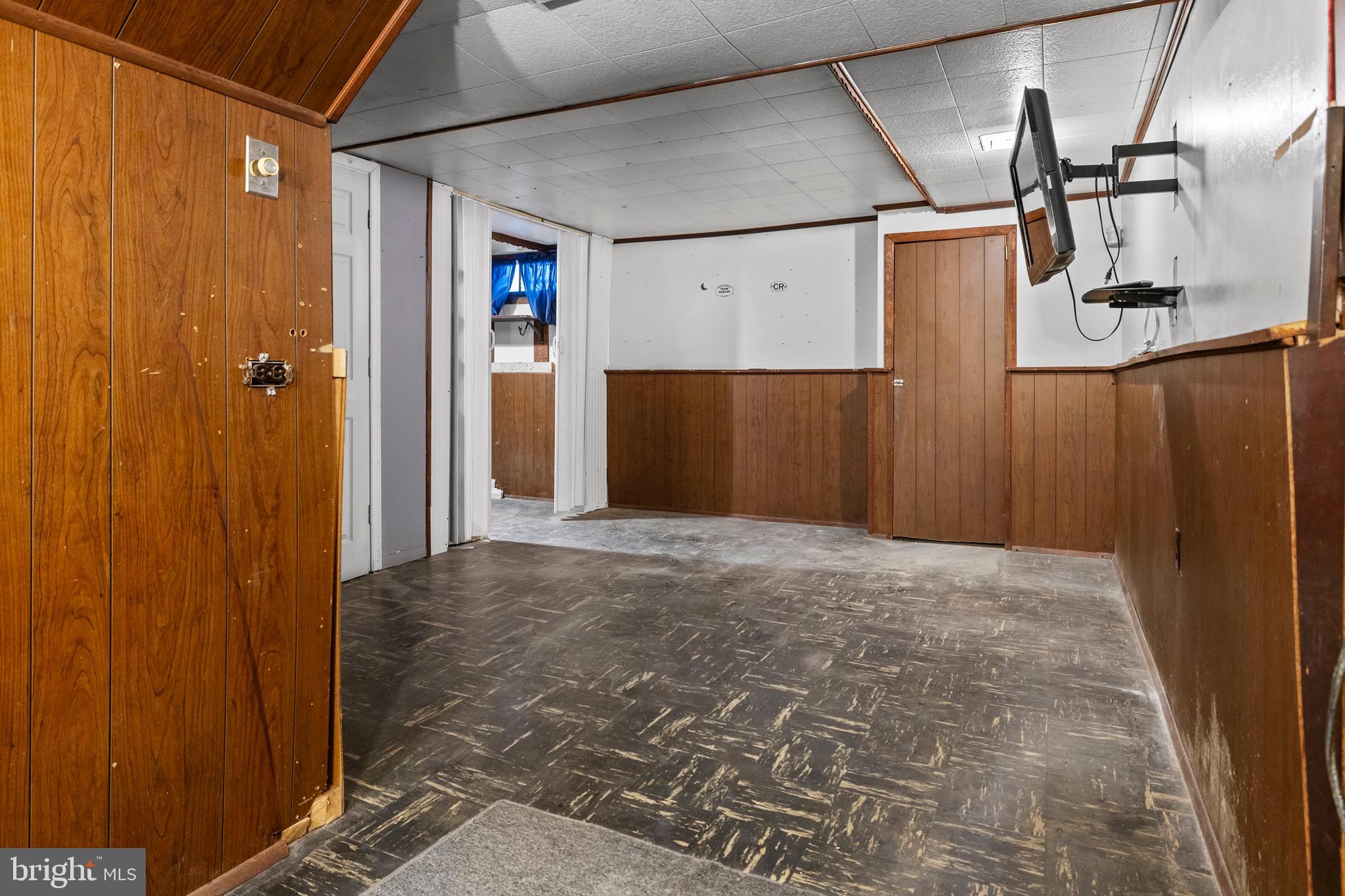 IDLEWOOD - Residential Lease