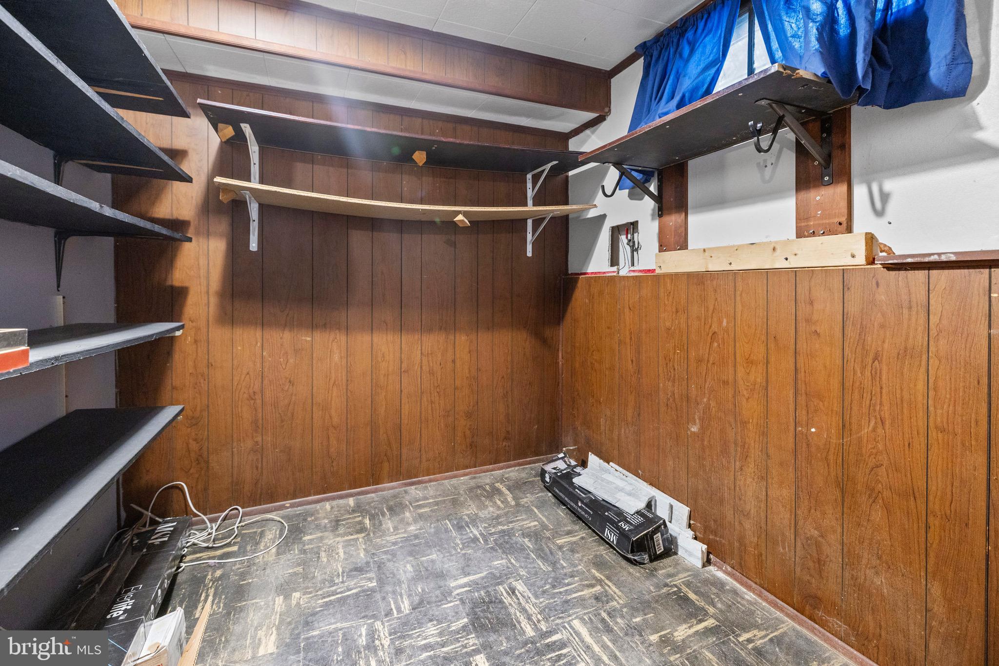 IDLEWOOD - Residential Lease