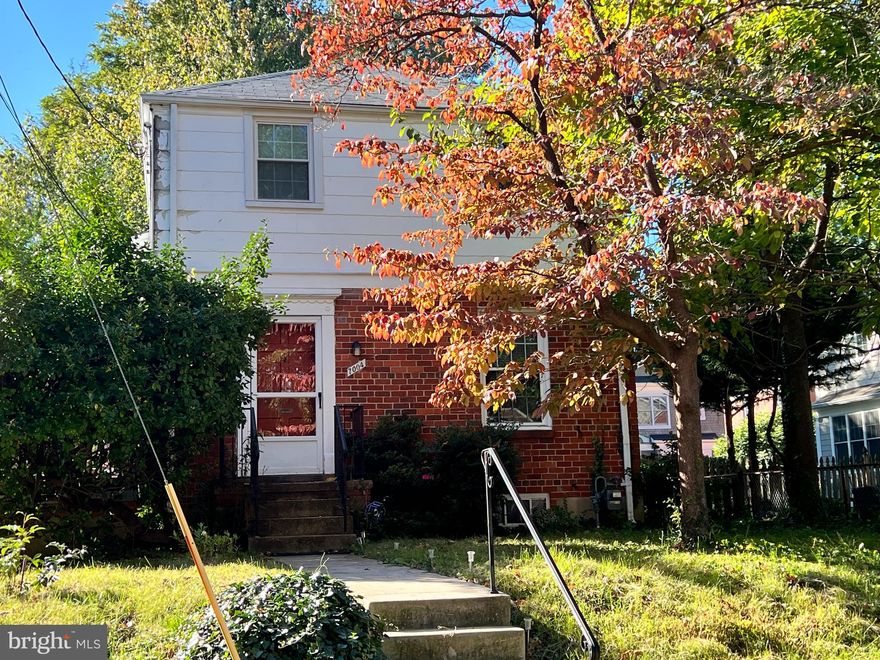 Great opportunity! Single family home in downtown Bethesda for under a million dollars!!!!  The perfect canvas for your updating  a home  with all working systems in place and a lovely side screened porch. This home has a large rear yard for expansion. Investors may want to build their dream home on this lot with Location, Location, Location!!! Don't miss this one.