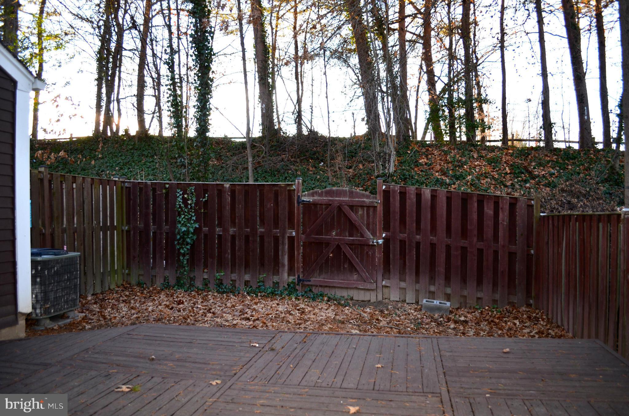 LAKE RIDGE - Residential