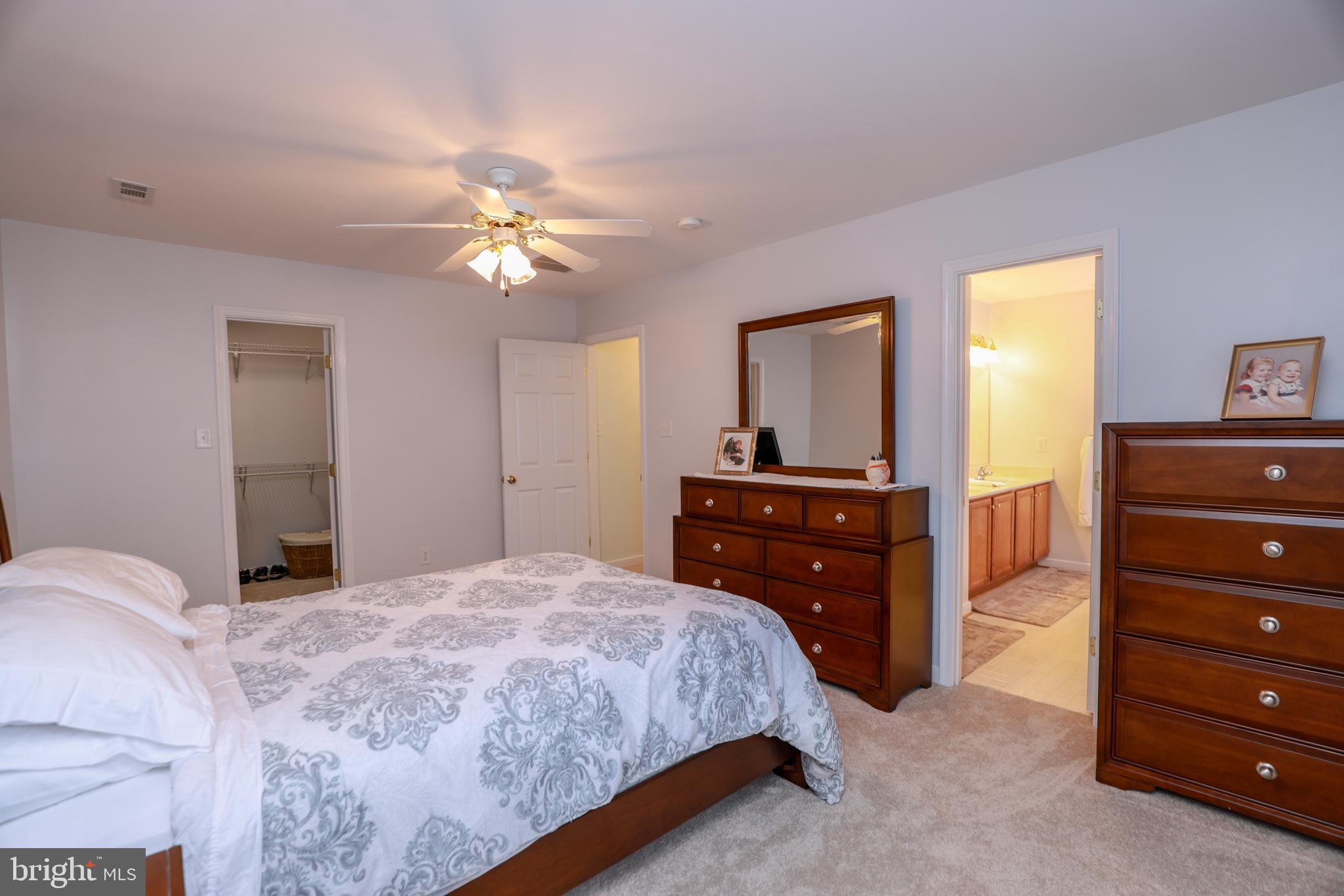 QUALLA FARMS - Residential