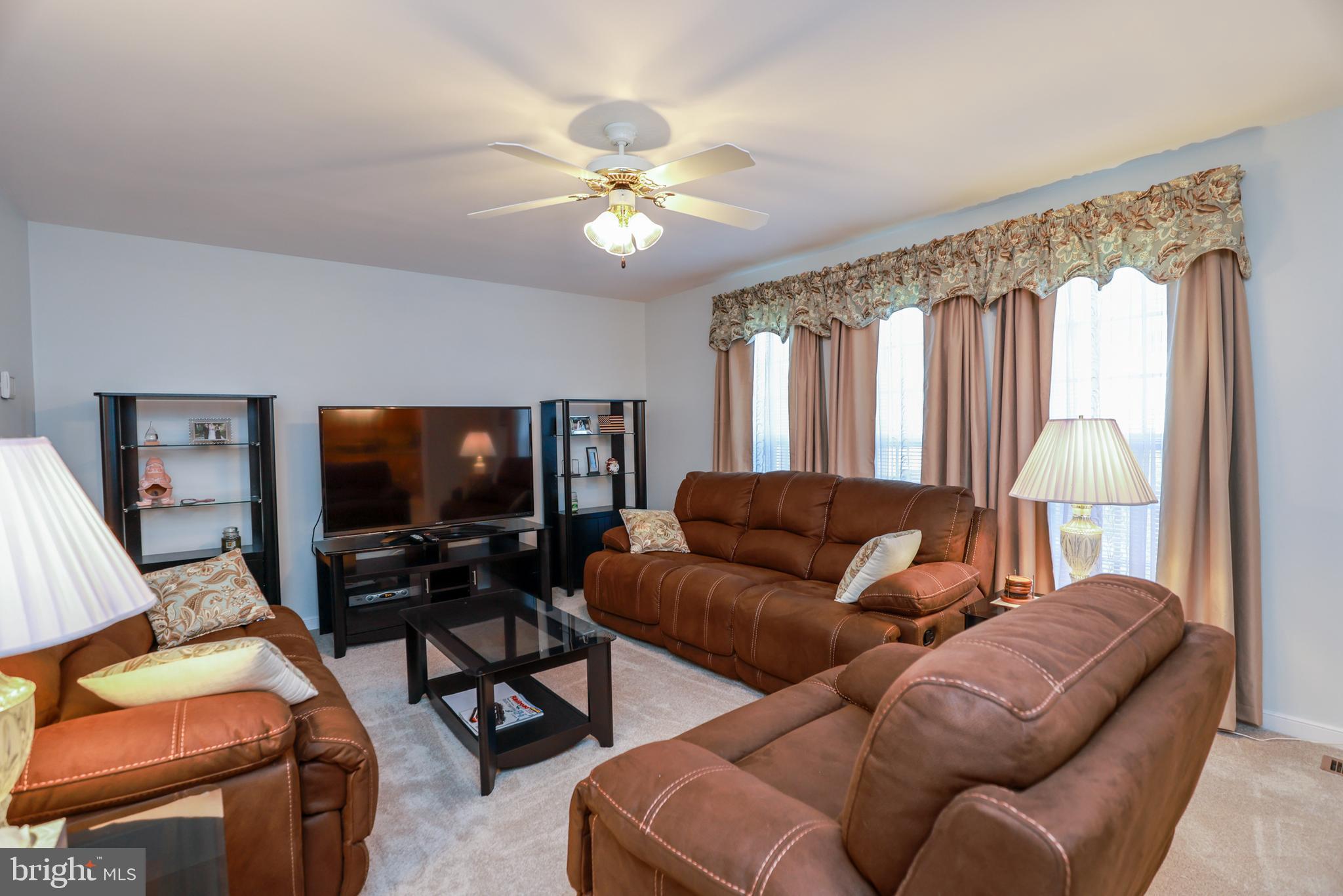 QUALLA FARMS - Residential