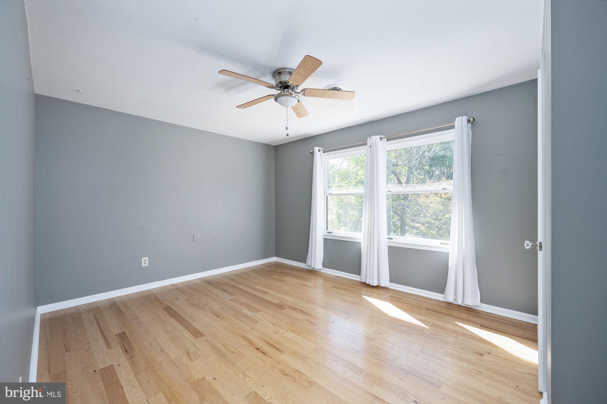 CAMELOT - Residential