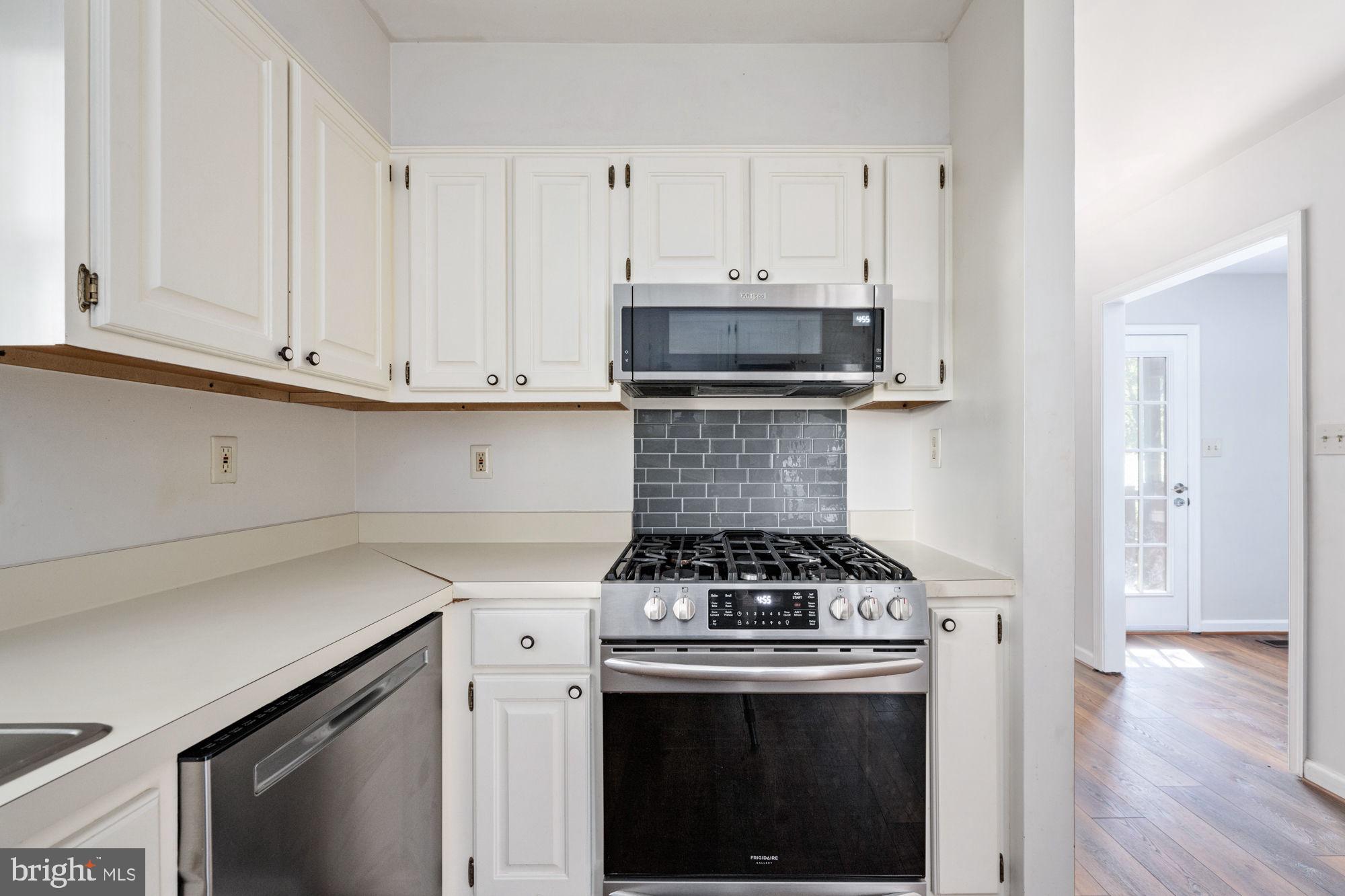 CAMELOT - Residential