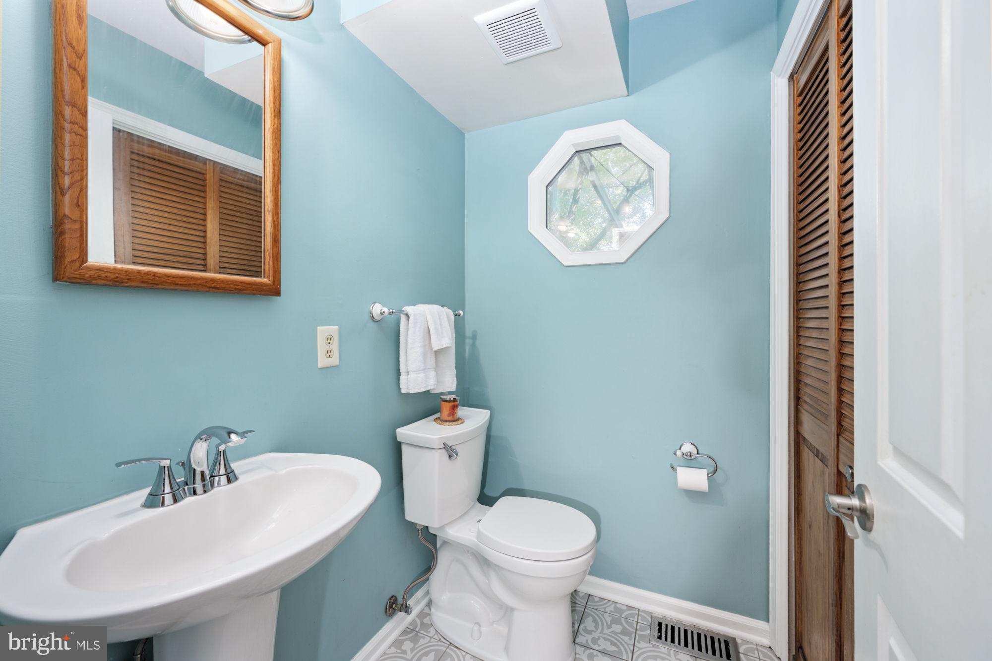 CAMELOT - Residential