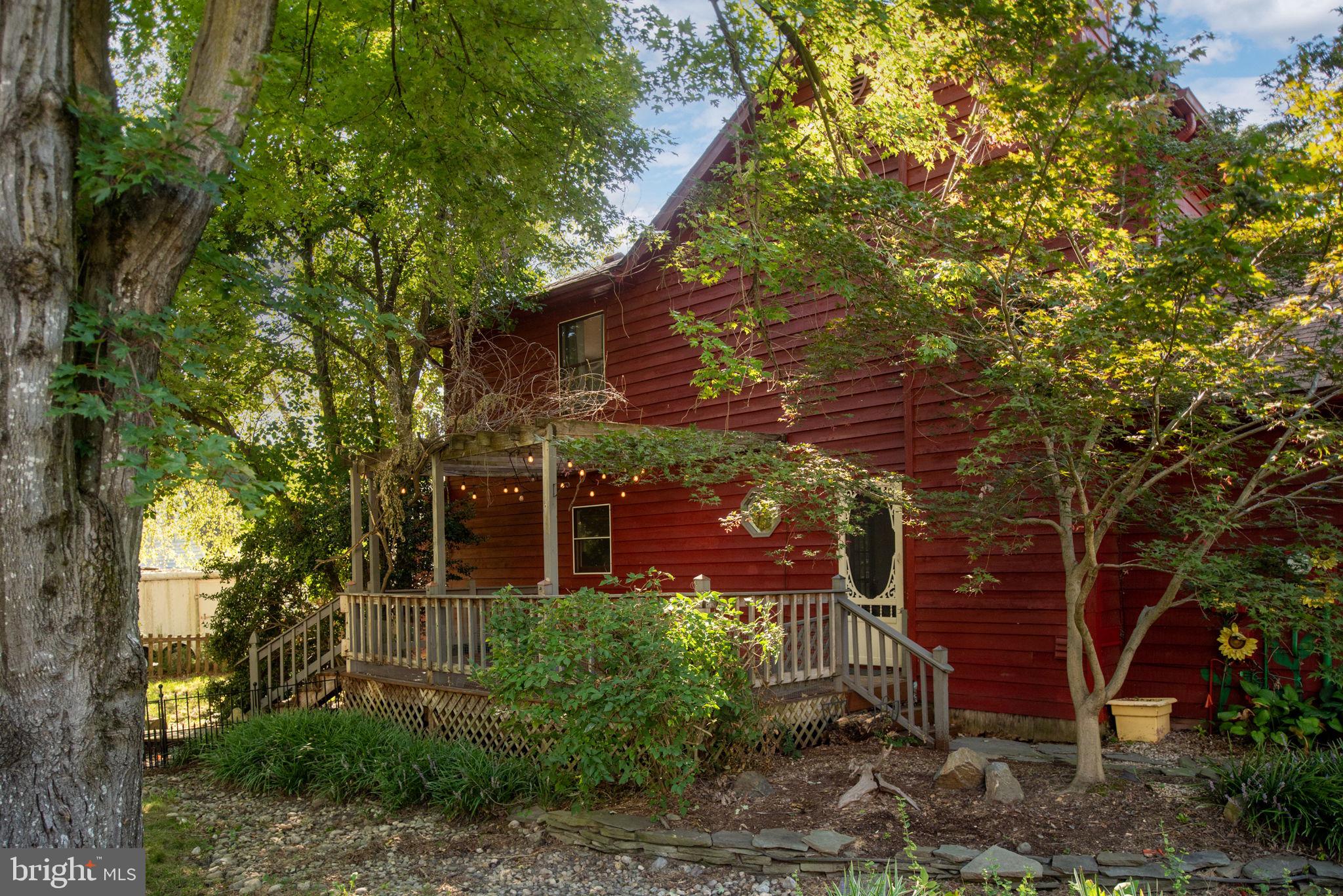 CAMELOT - Residential