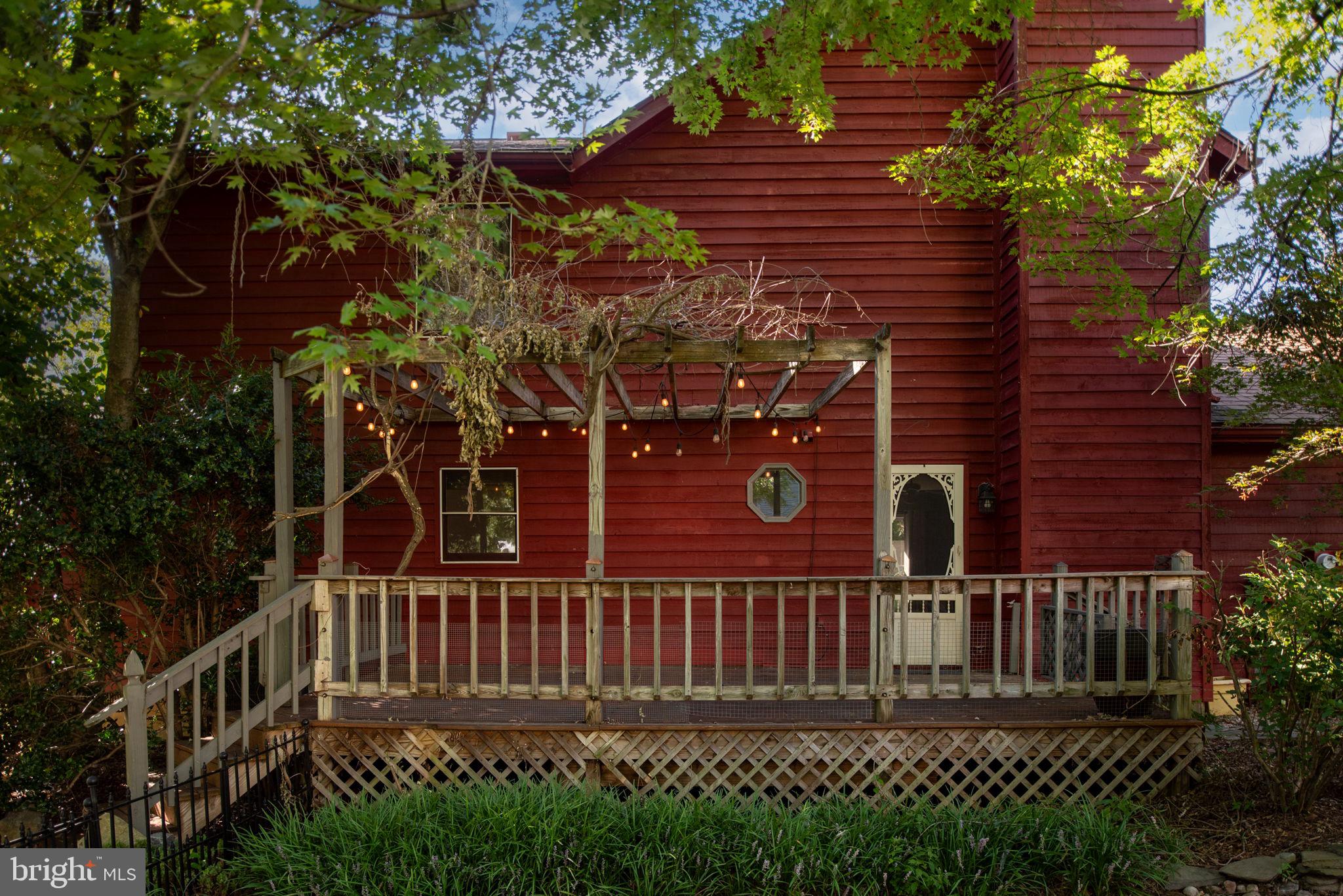 CAMELOT - Residential