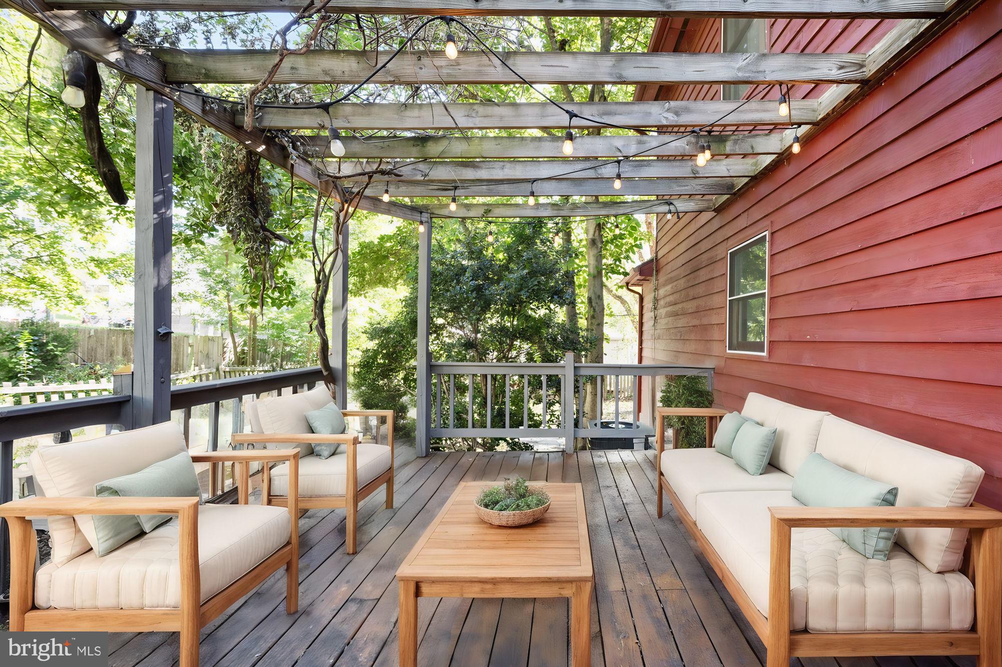 CAMELOT - Residential