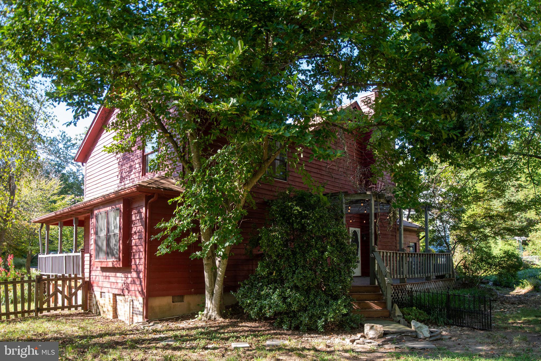 CAMELOT - Residential